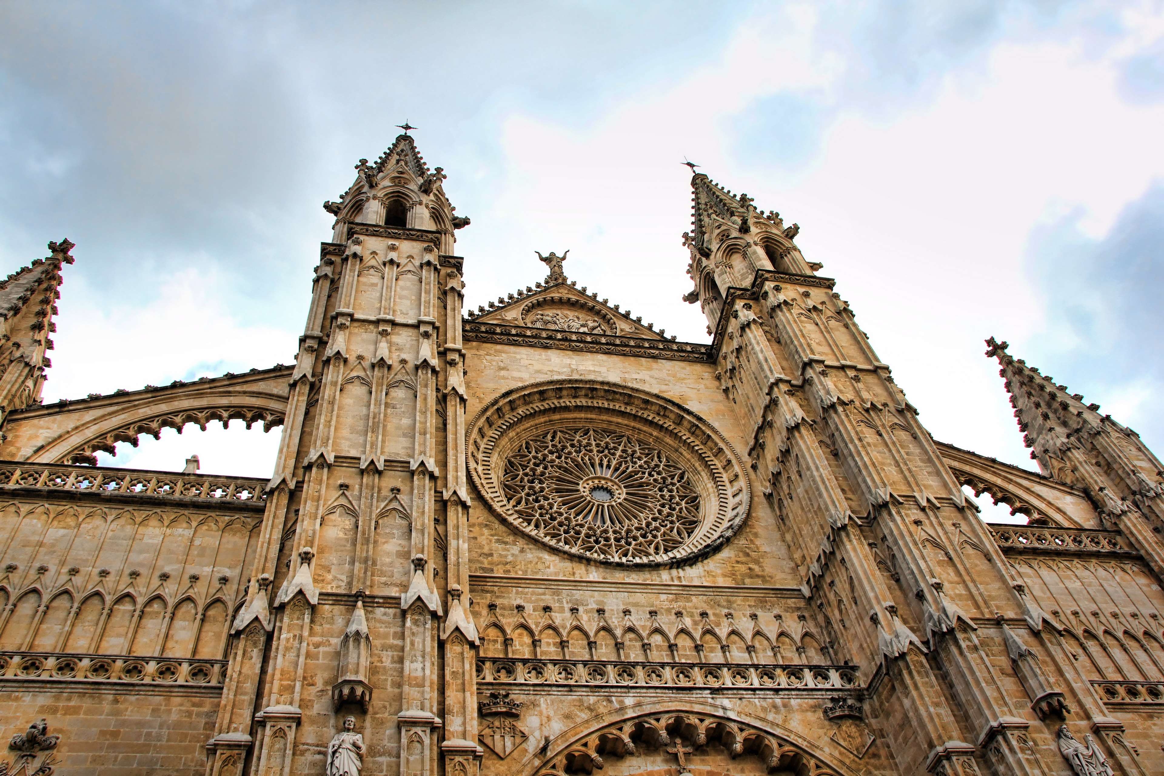 3840x2560 architecture, cathedral, city, holiday, holidays, landmark, mallorca, Desktop