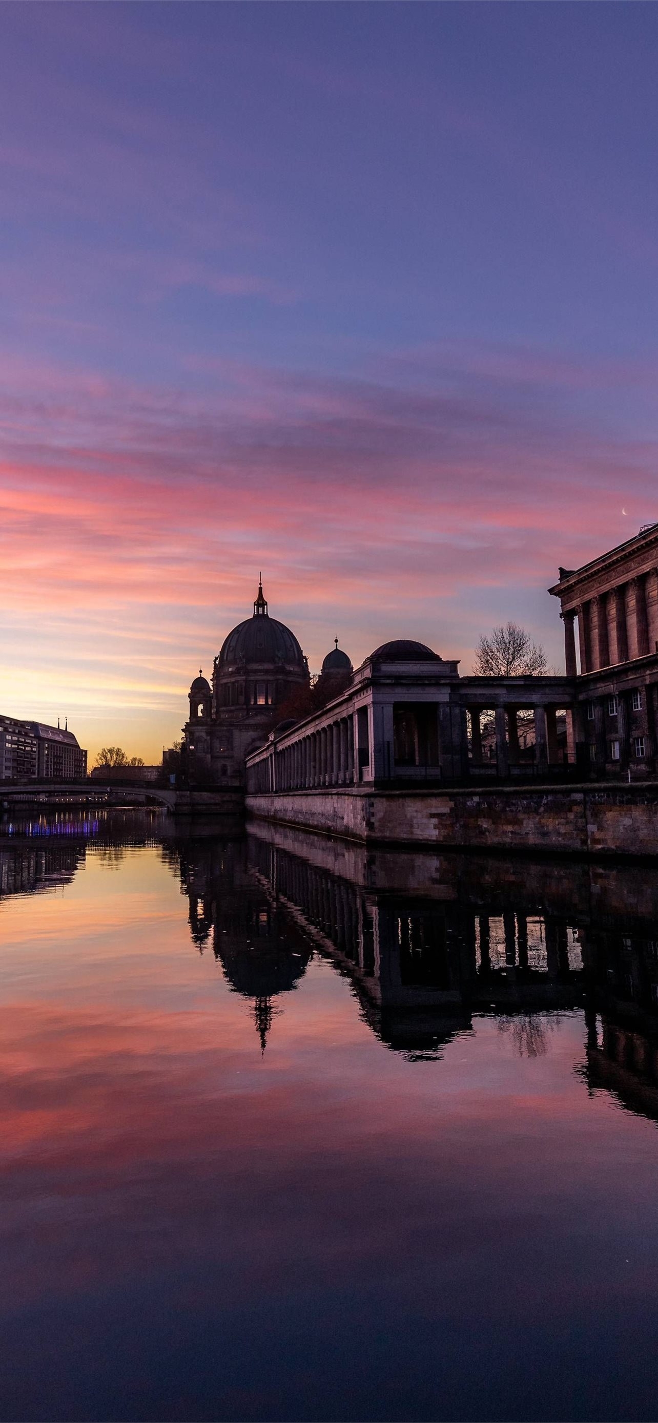 1290x2780 ITAP of the sunrise in Berlin by BenchR photo ama. iPhone Wallpaper Free Download, Phone