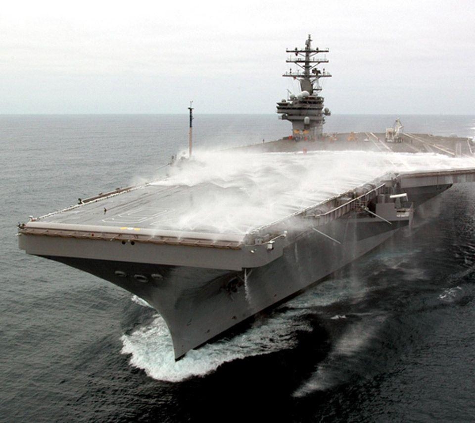 960x860 USS Nimitz, Desktop