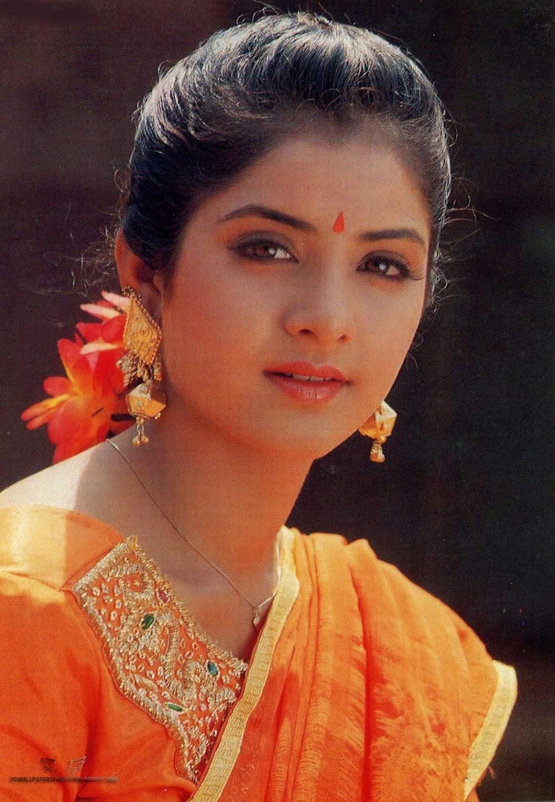1110x1600 HD wallpaper for Desktop: divya bharti, Phone