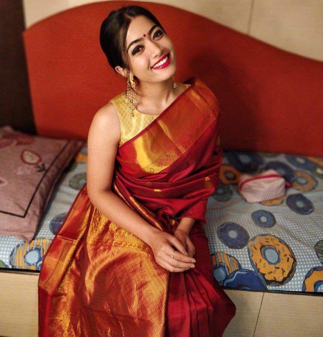 1080x1130 Rashmika Mandanna, Phone