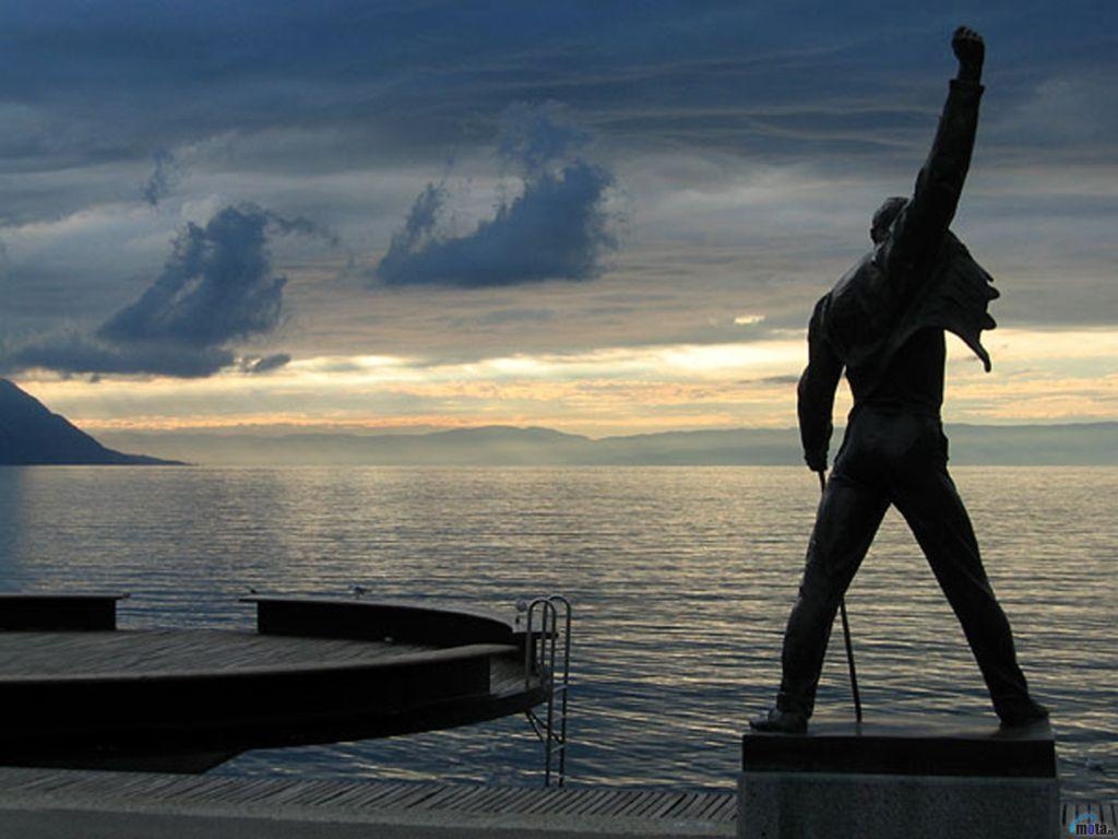 1030x770 Wallpaper lake, Montreux, monument, switzerland, Freddie Mercury, Desktop