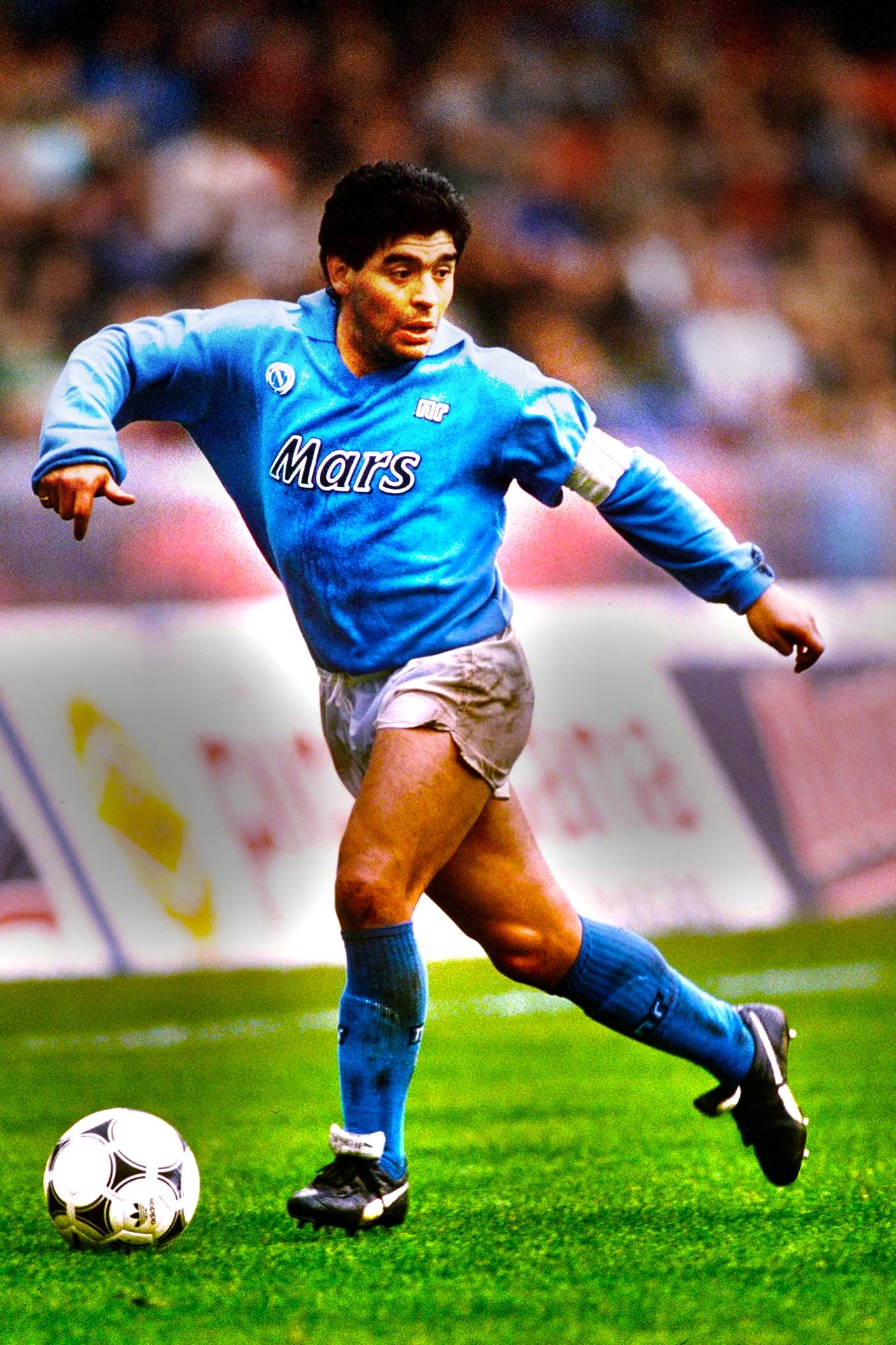 1280x1920 Maradona at Napoli, Phone