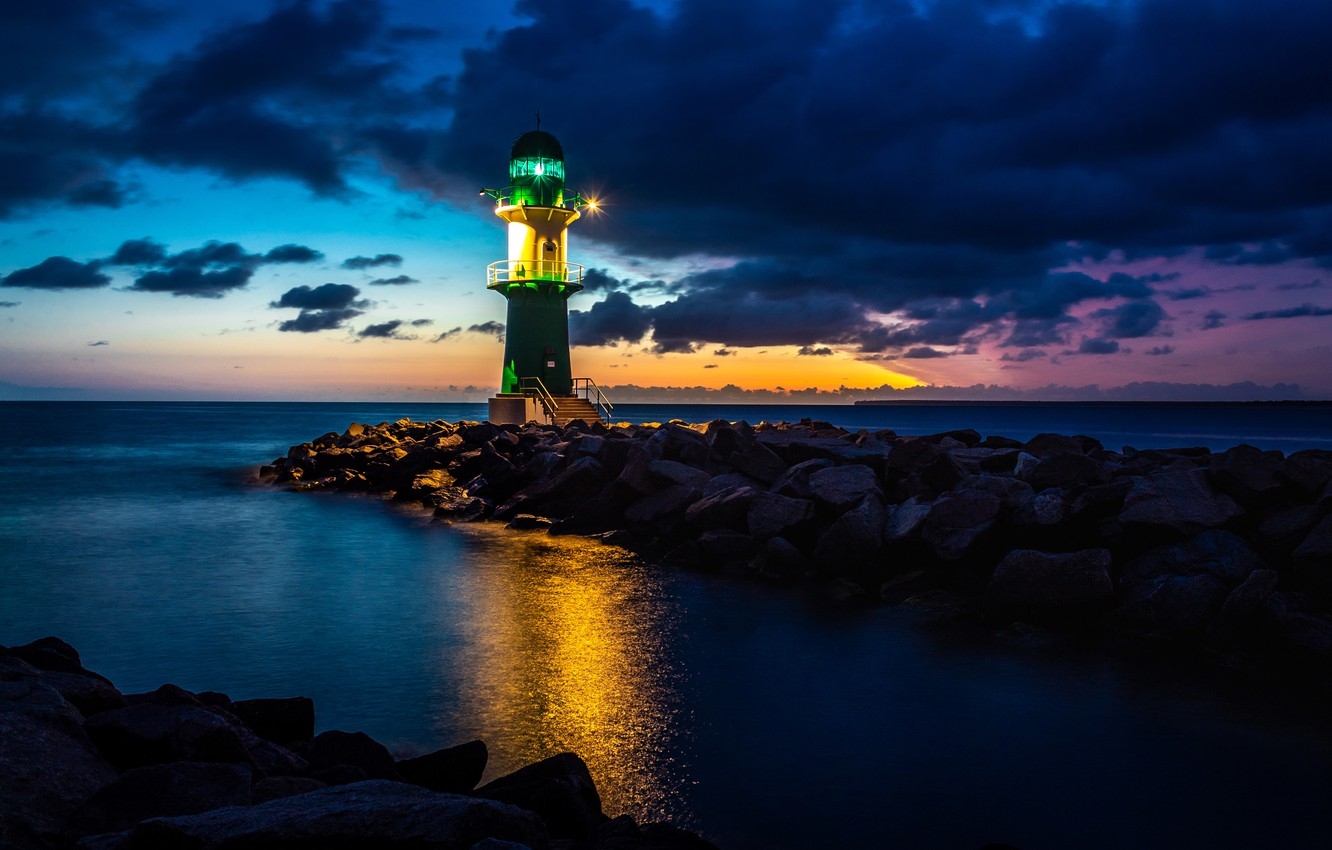 1340x850 Wallpaper coast, lighthouse, the evening, Germany, Rostock image for desktop, section пейзажи, Desktop