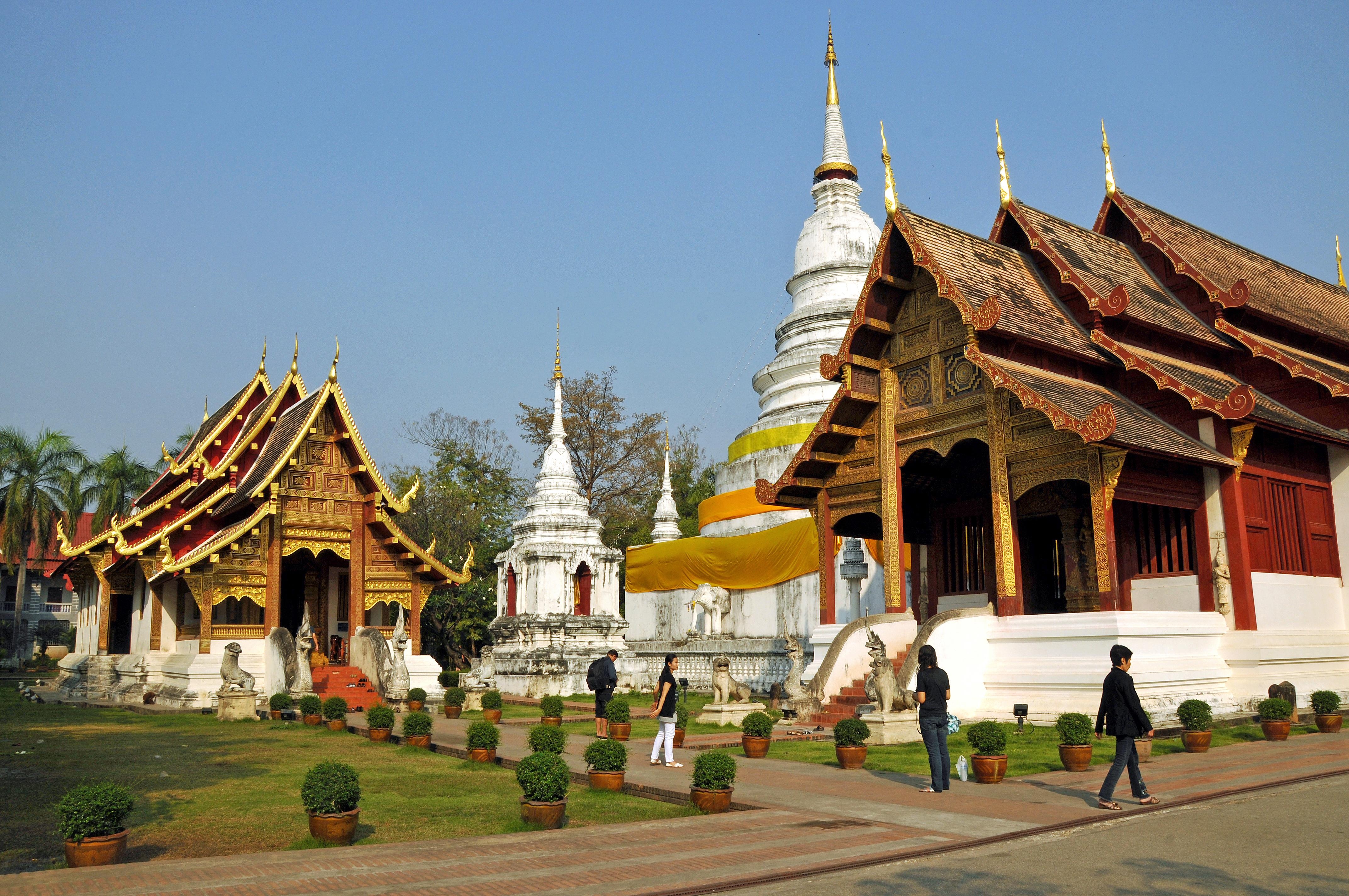 4290x2850 Wat Phra Singh Temple Wallpaper, Desktop