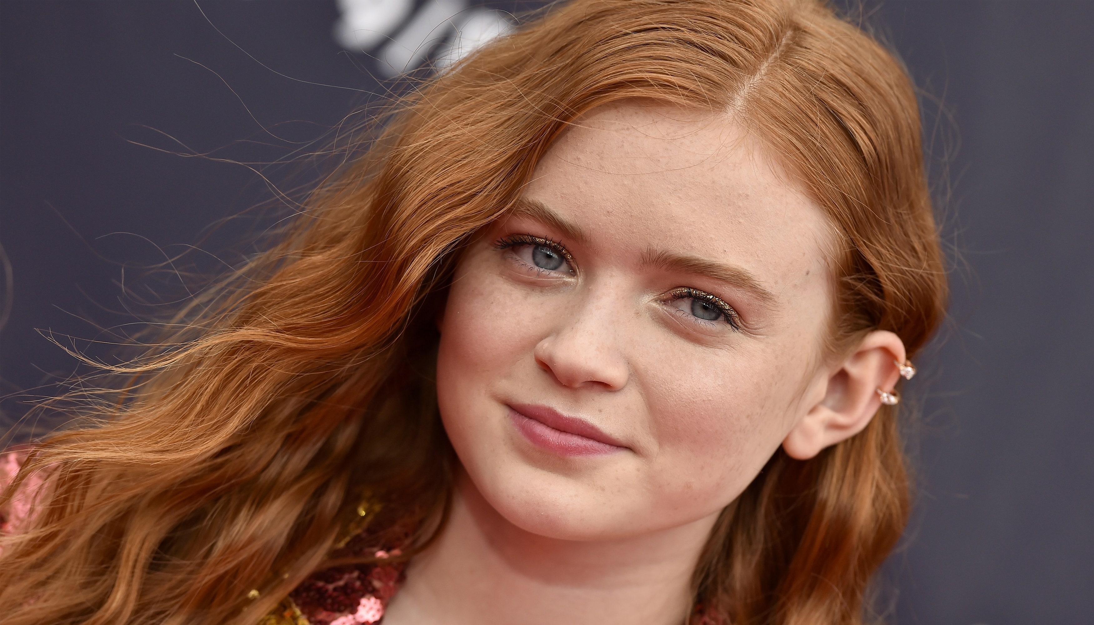 3500x2000 Stranger Things' Star Sadie Sink Reveals Hair, Skin, and Makeup Routines, Desktop