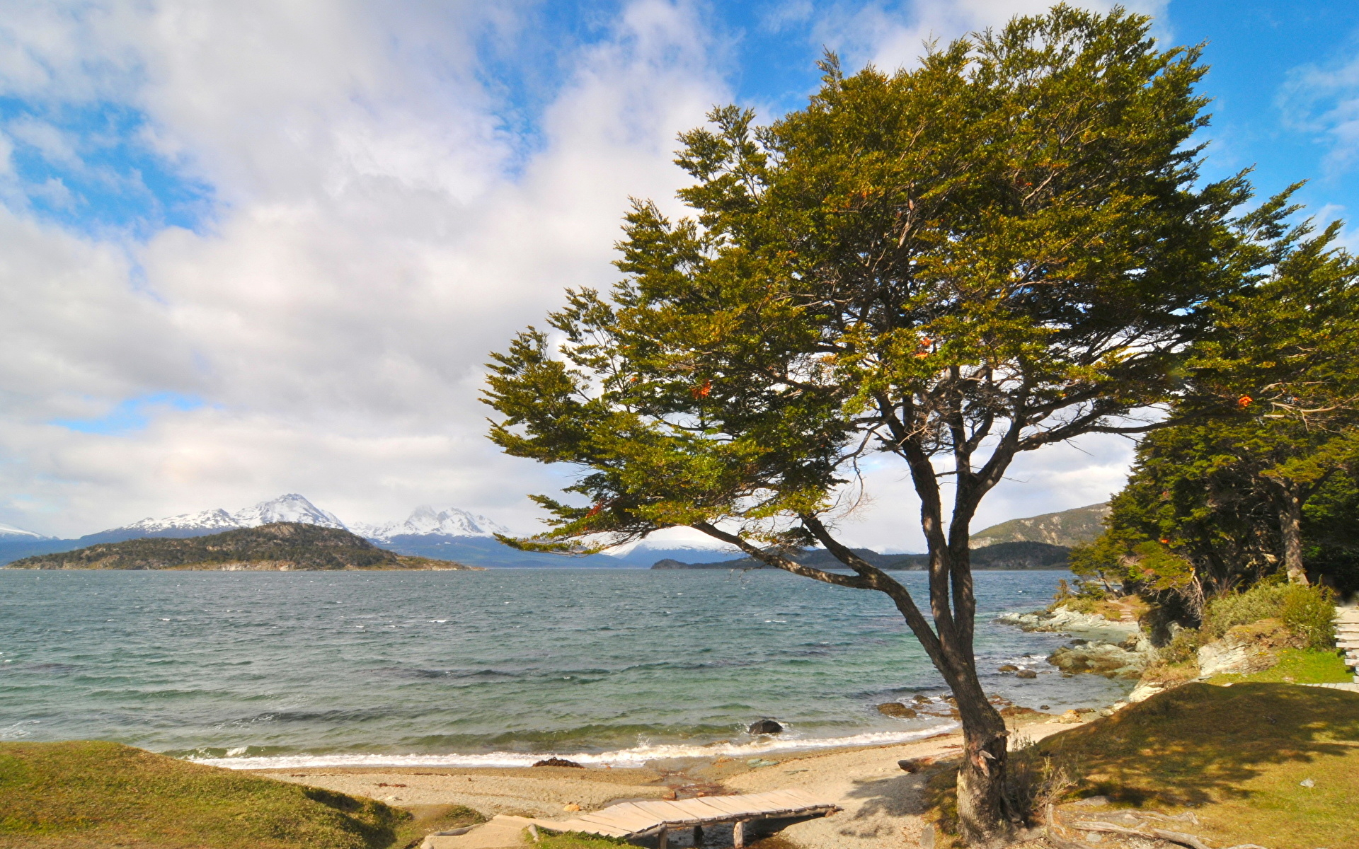 1920x1200 Picture Argentina Isla Grande de Tierra del Fuego Ushuaia, Desktop