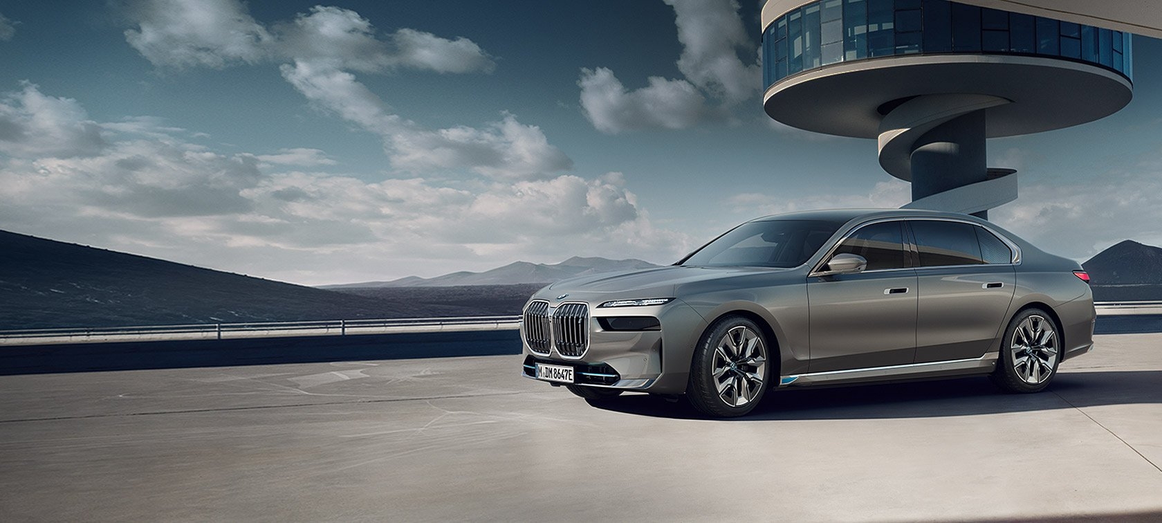 1680x760 BMW i7 Sedan (G70 BEV): Models, technical Data & Prices, Dual Screen