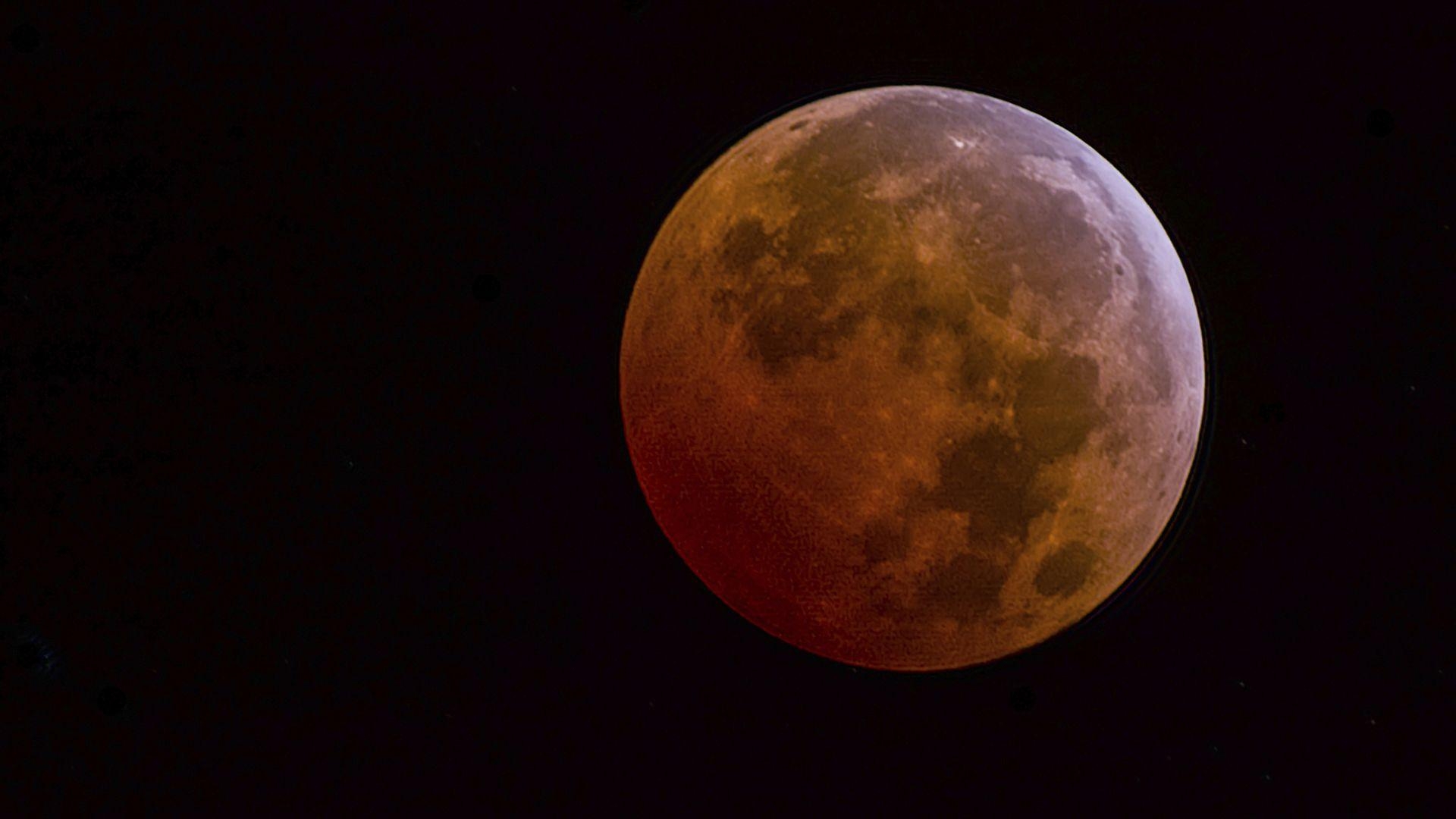 1920x1080 Supermoon total eclipse is essential viewing, Desktop