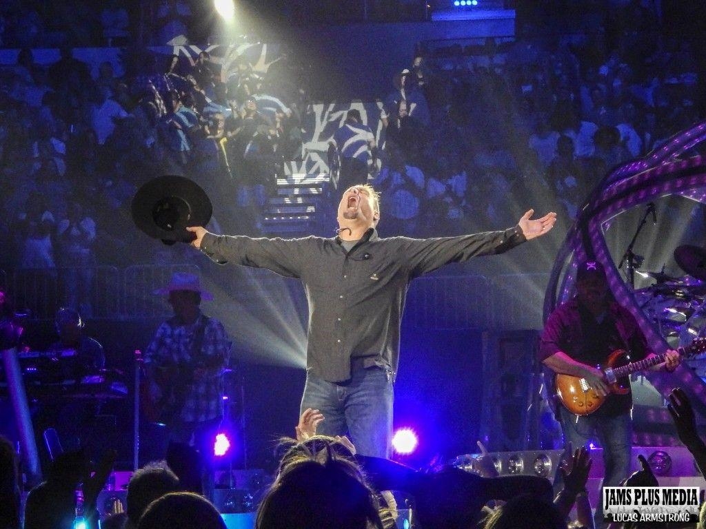 1030x770 Garth Brooks 09 19 14 Phillips Arena Atlanta, GA, Desktop