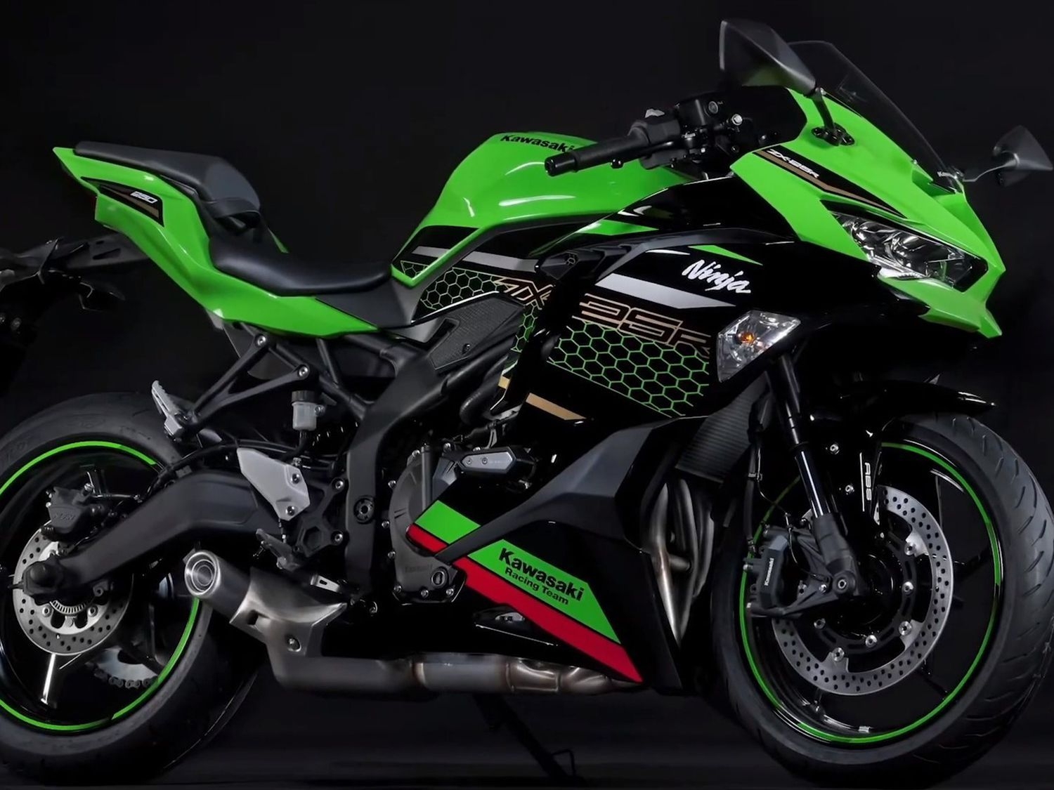 1500x1130 Kawasaki Ninja ZX 25R First Look, Desktop