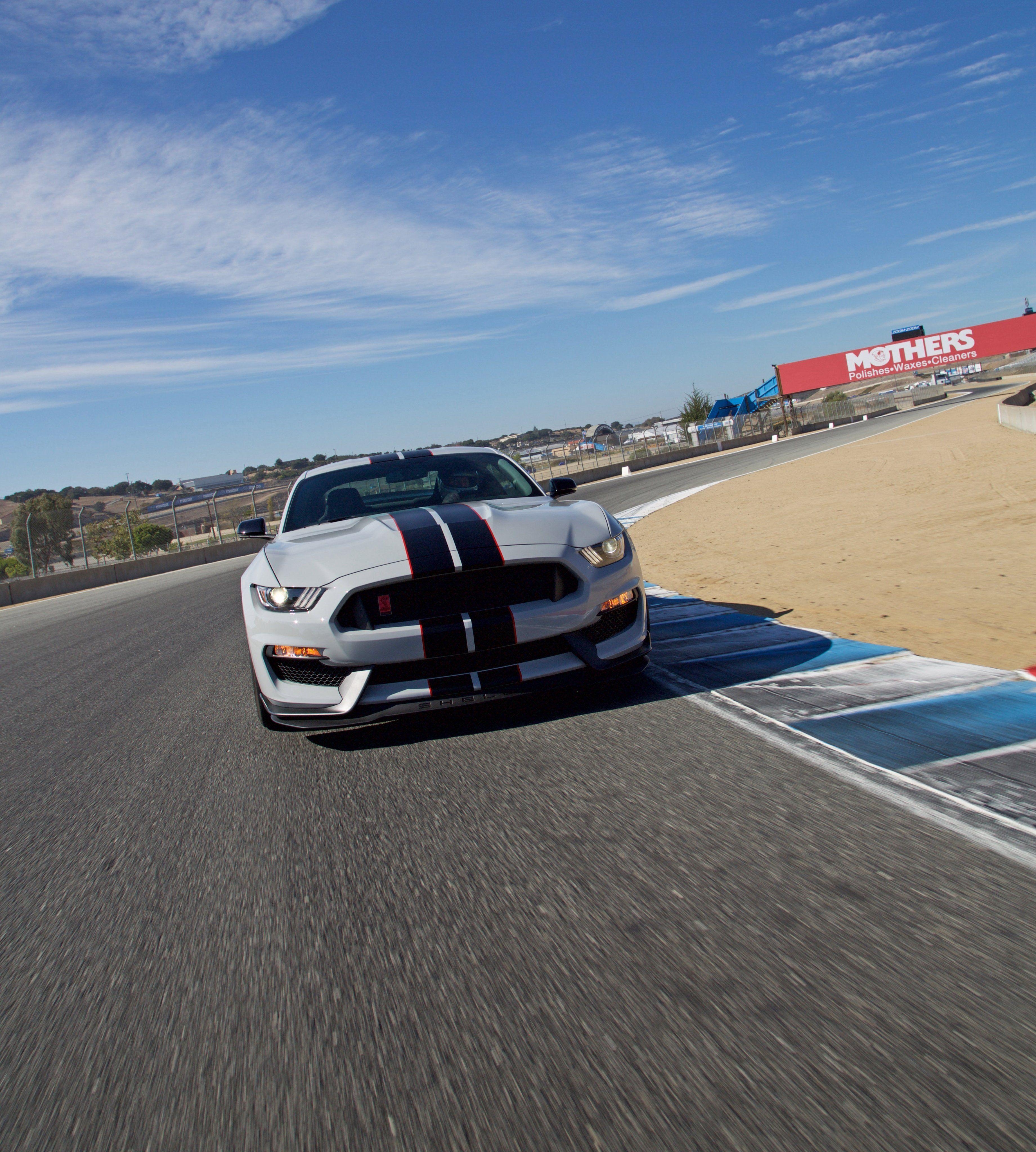 3690x4100 Shelby GT350R Ford Mustang muscle gt350 wallpaperx4096, Phone