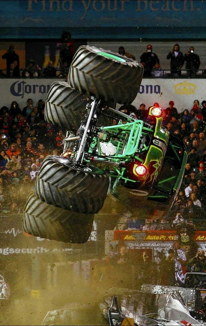 720x1150 Grave Digger!!!!. Big monster trucks, Monster trucks, Monster truck art, Phone