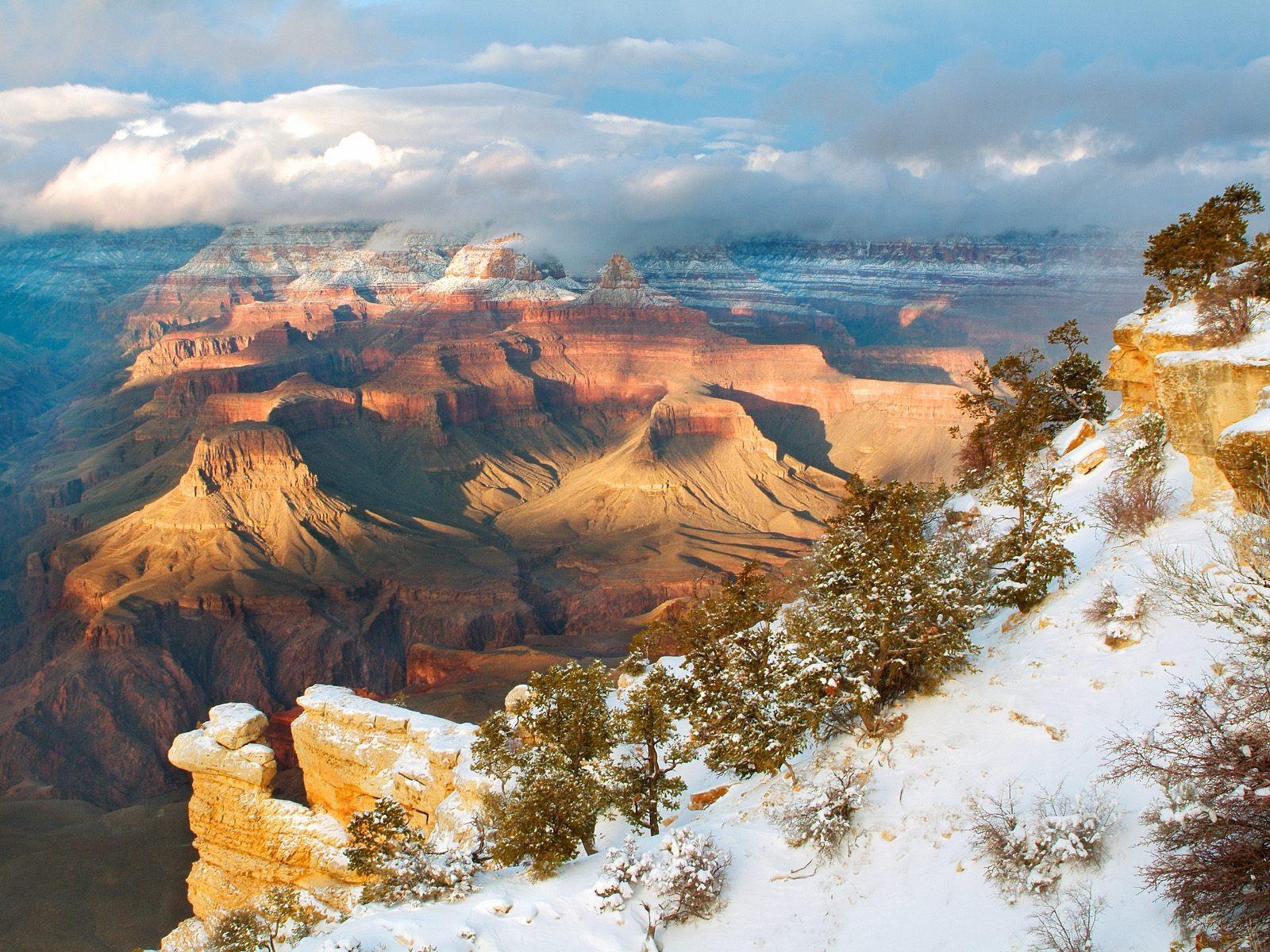 1600x1200 Clearing Winter Grand Canyon National Park Arizona, Desktop