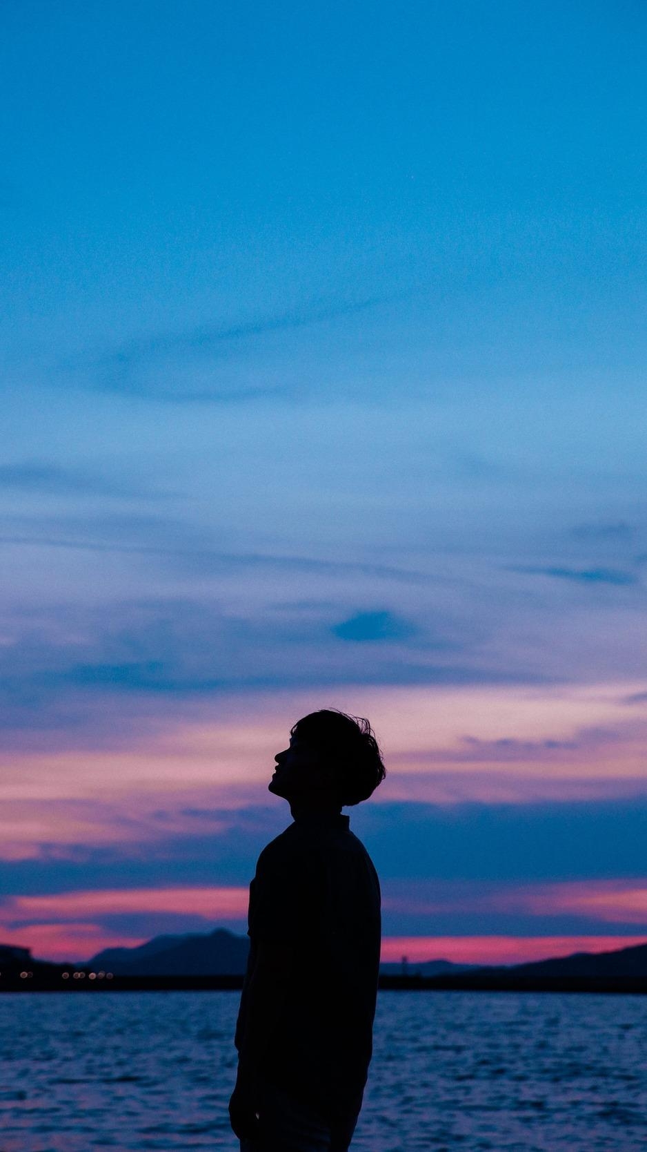 940x1670 Free download Download wallpaper  boy silhouette, Phone