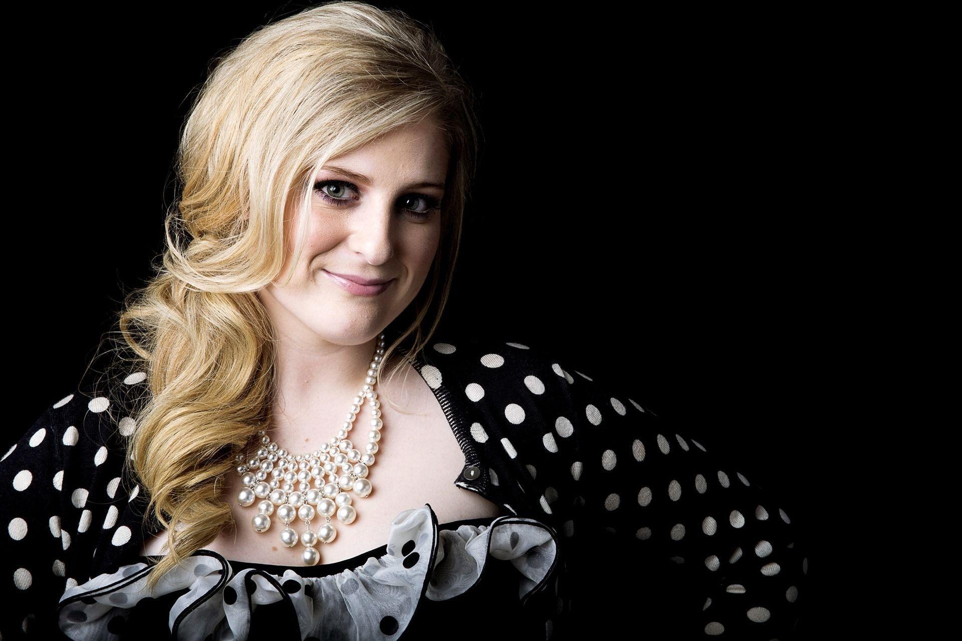 1920x1280 Meghan Trainor Wallpaper. Sky HD Wallpaper, Desktop