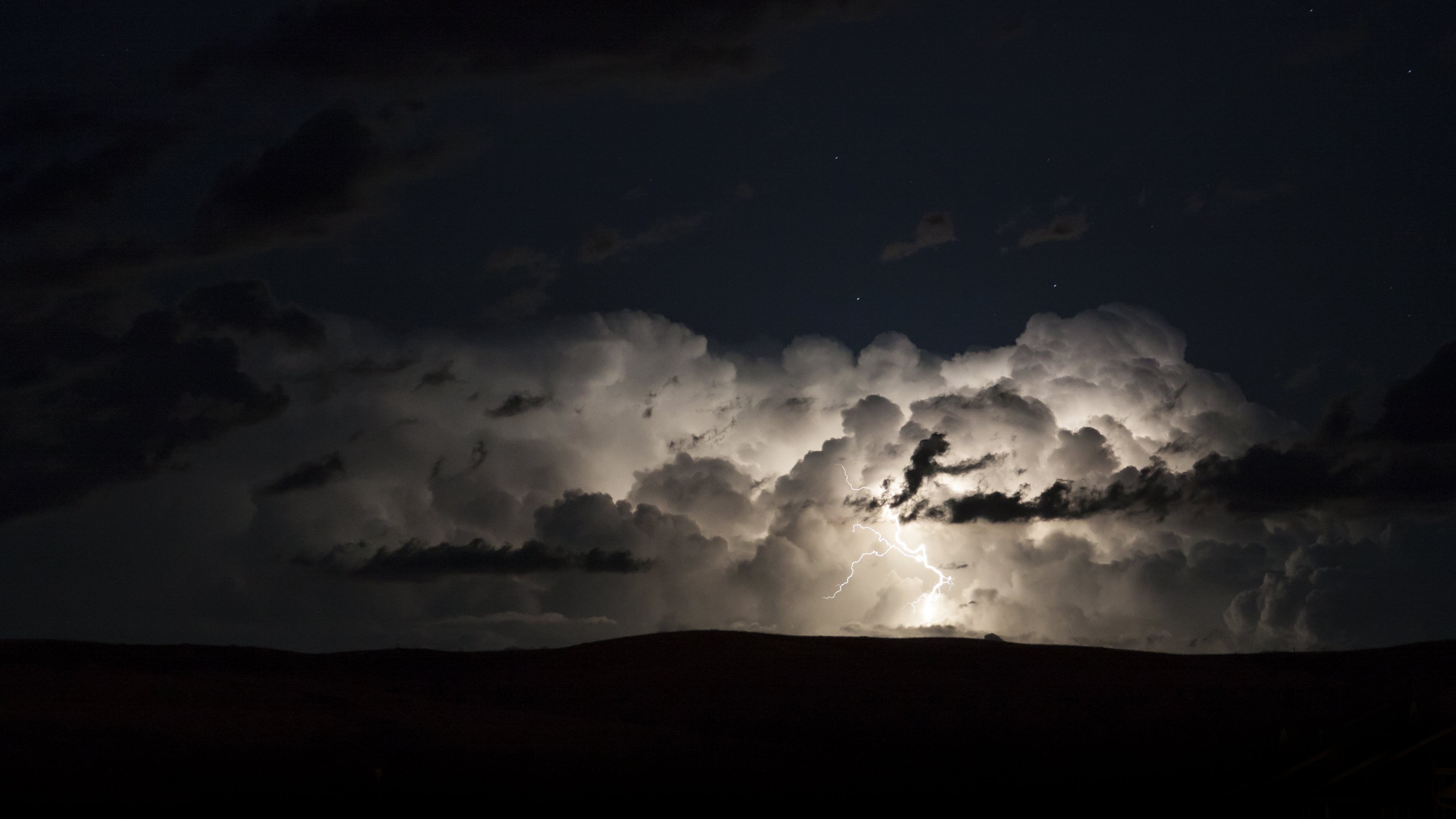 3840x2160 4k Storm, Desktop