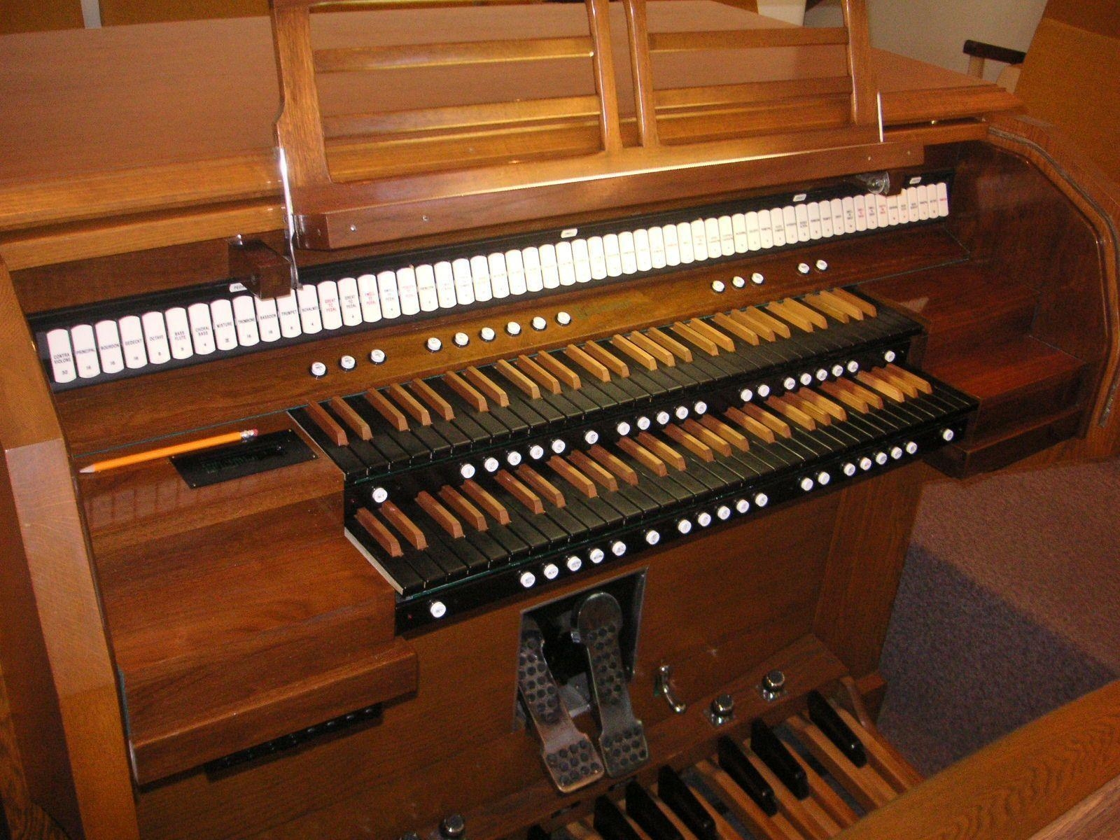 1600x1200 Our New Pipe Organ United Church, Desktop