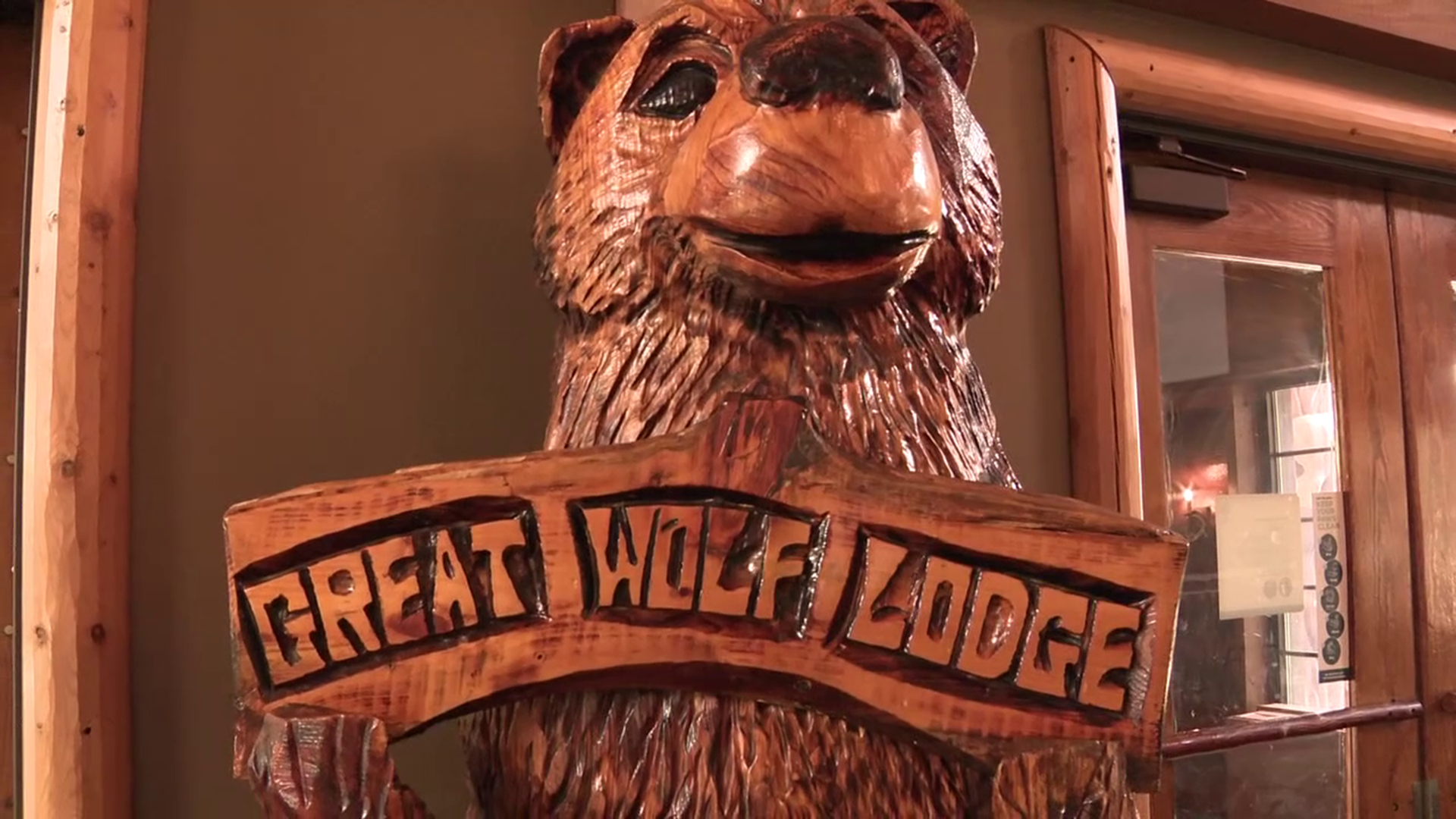 1920x1080 Masks stay on at Great Wolf Lodge, Desktop