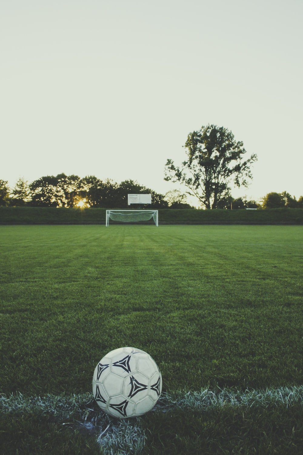 1000x1500 Soccer Picture [HD]. Download Free Image, Phone