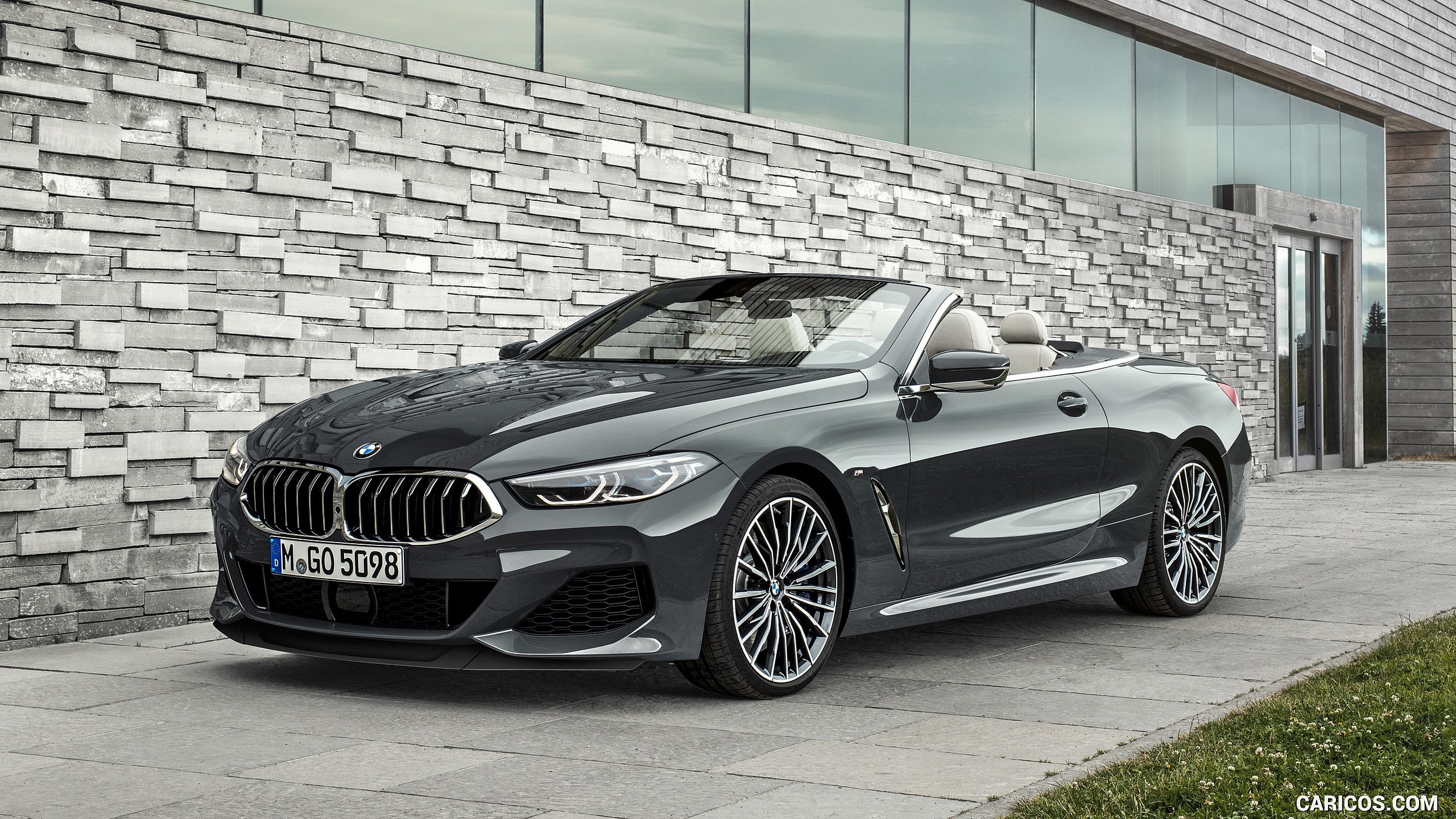 2560x1440 BMW 8 Series M850i XDrive Convertible Three Quarter, Desktop