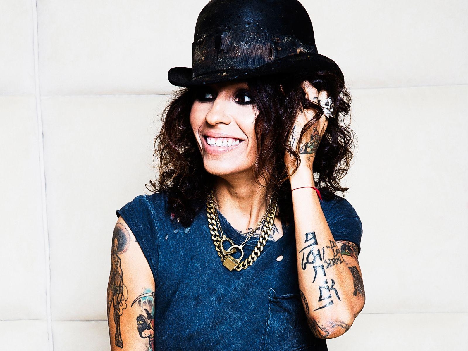 1600x1200 Linda Perry, Desktop