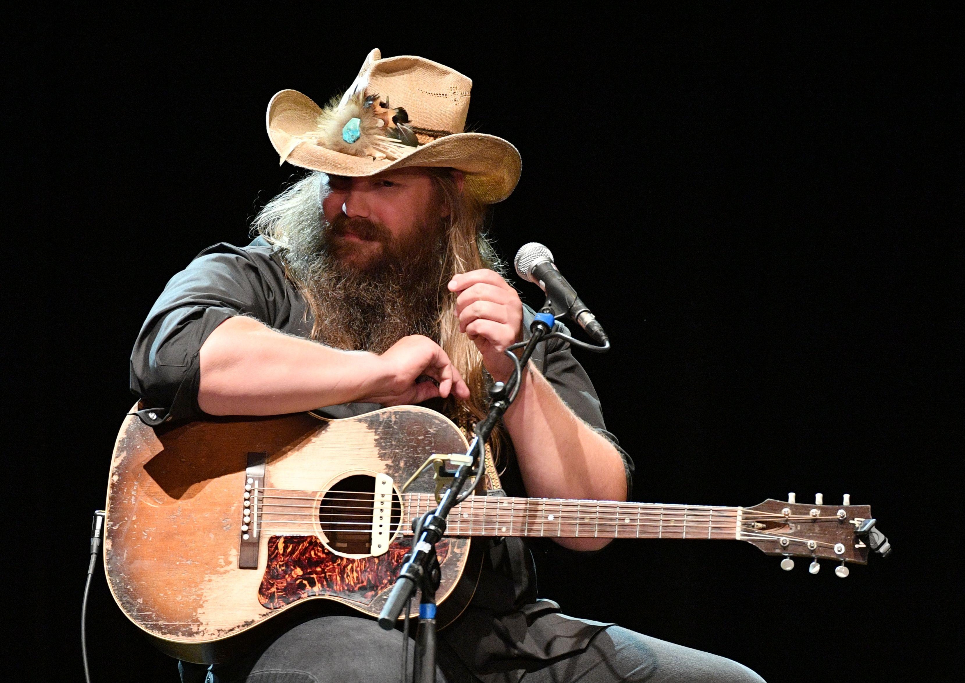 3320x2350 Chris Stapleton Postpones Tour Due To Hand Injury. Tours, Desktop