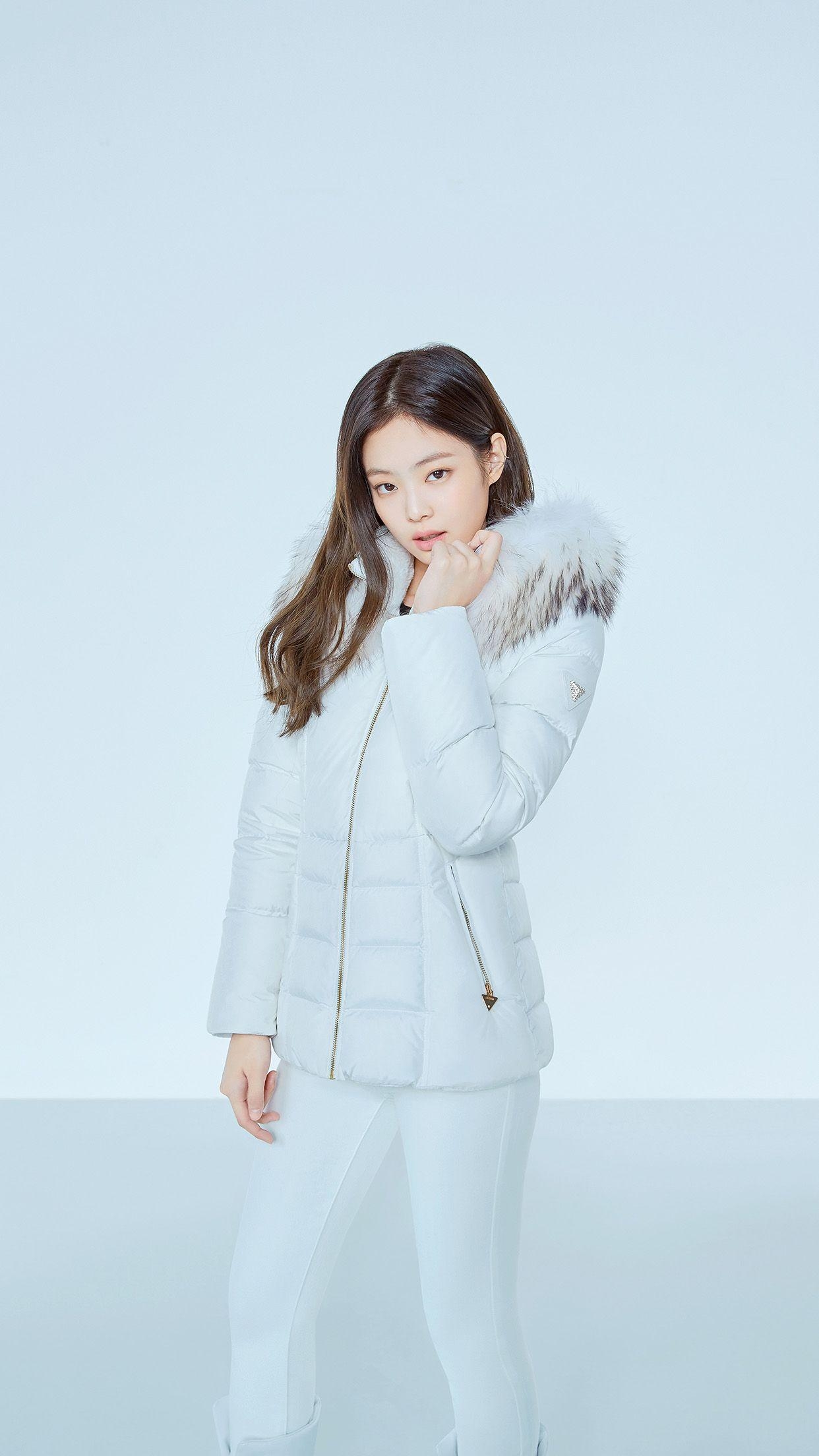 1250x2210 iPhone wallpaper. kpop jennie solo winter, Phone