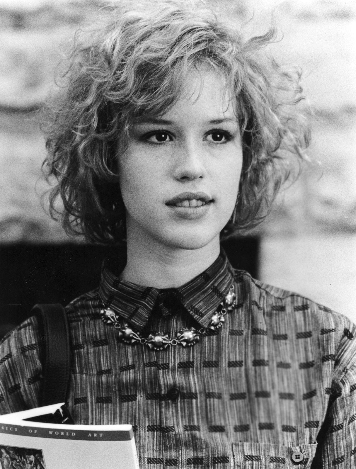 1220x1600 Picture Digital Top: Molly Ringwald, Phone