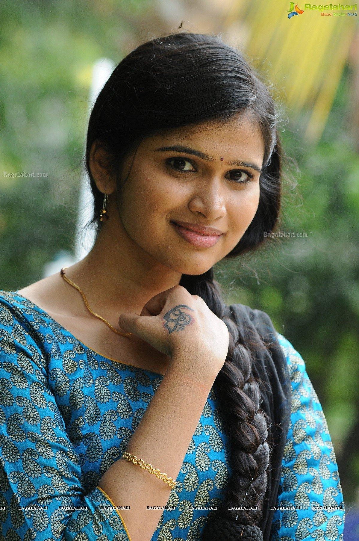 1200x1810 Srilatha Image 24. Tollywood Actress Image, Image, Photo, Phone