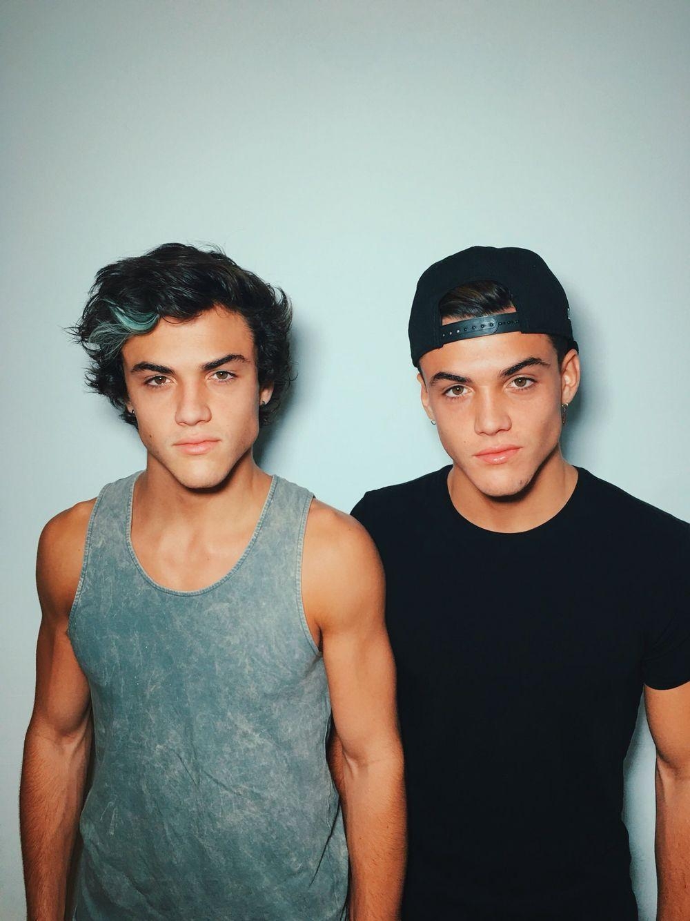 1000x1340 Ethan and Gray. The Dolan Twins. Twins, Gray, Phone