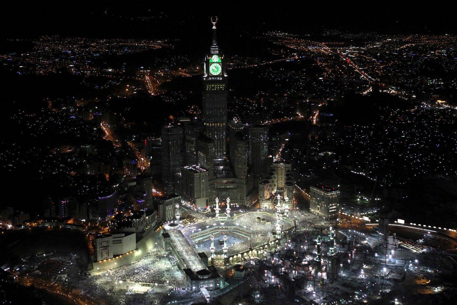 1600x1070 Makkah Royal Clock Tower Hotel HD Wallpaper. Lieux à visiter, Desktop