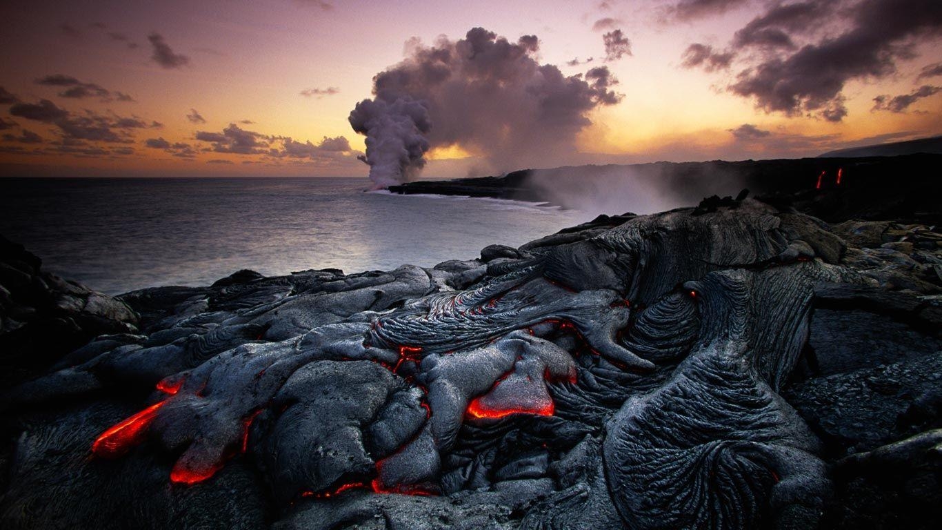 1370x770 Hawai'i Volcanoes National Park (© Art Wolfe Getty Image), Desktop