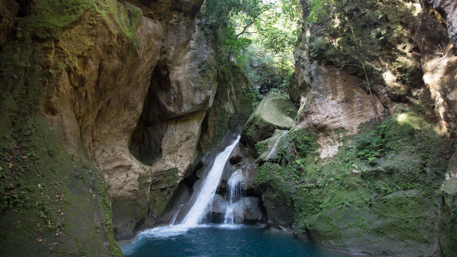 1600x900 Highlights of Haiti in Haiti, Central America, Desktop