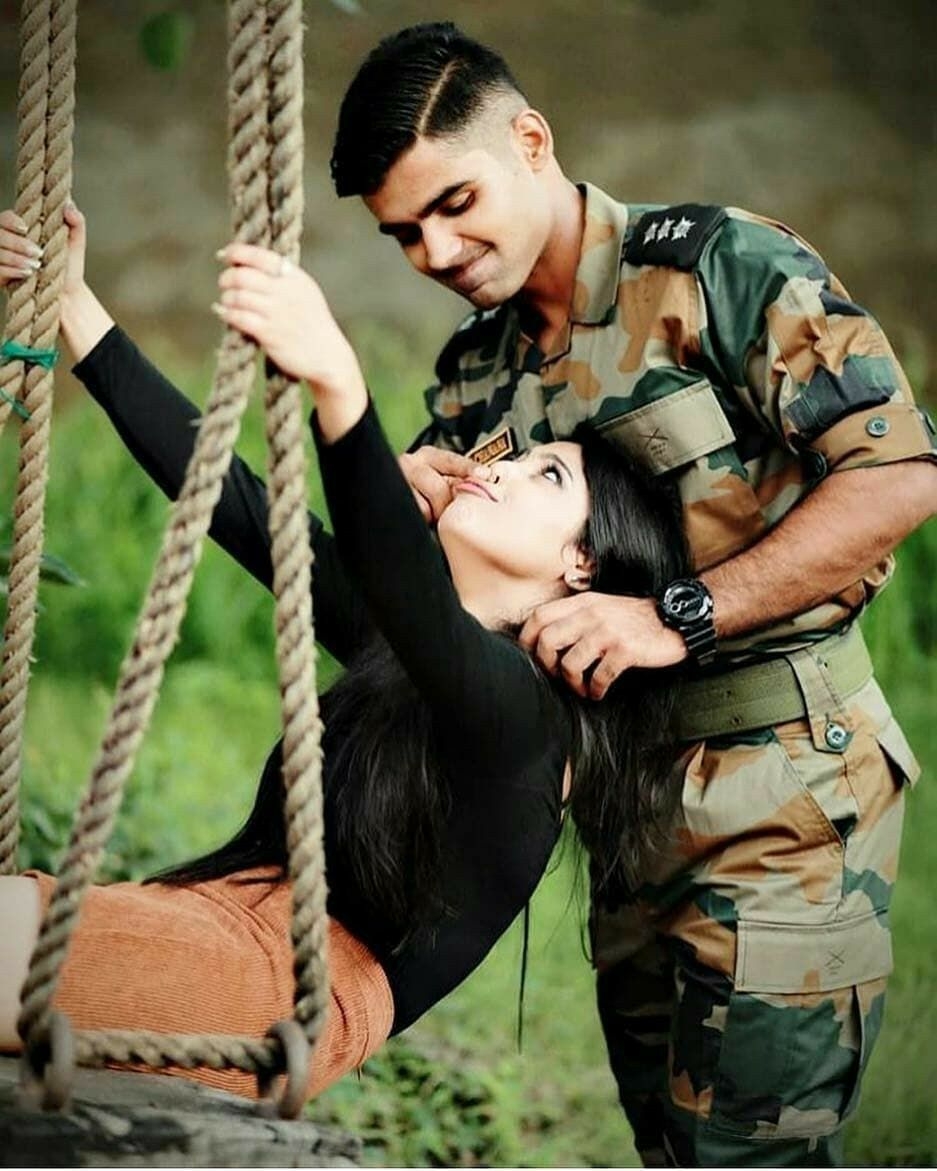 940x1180 Couple Whatsapp Dp. Army couple picture, Army image, Army couple, Phone