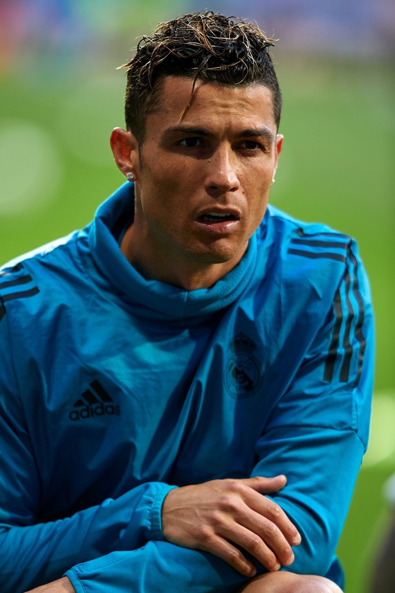 1370x2050 Cristiano Ronaldo & noodle hairs, Phone