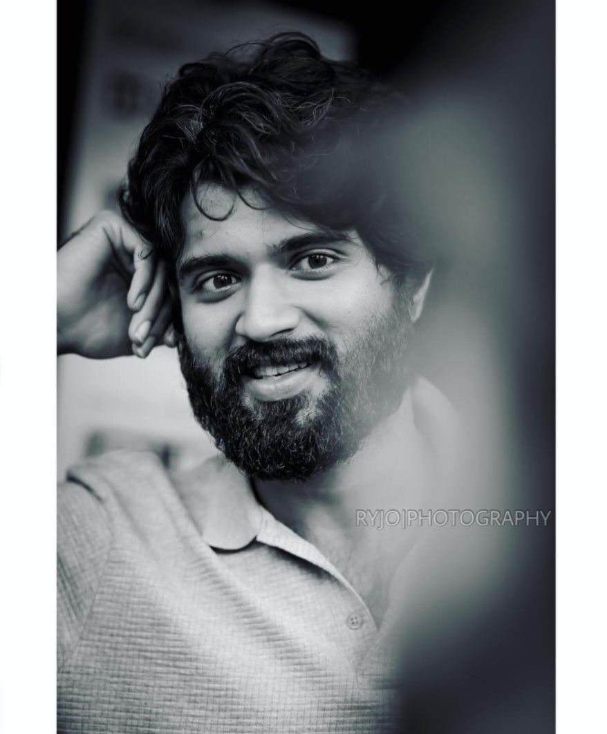 880x1070 chinu;)). Vijay actor, Vijay devarakonda, Actor photo, Phone