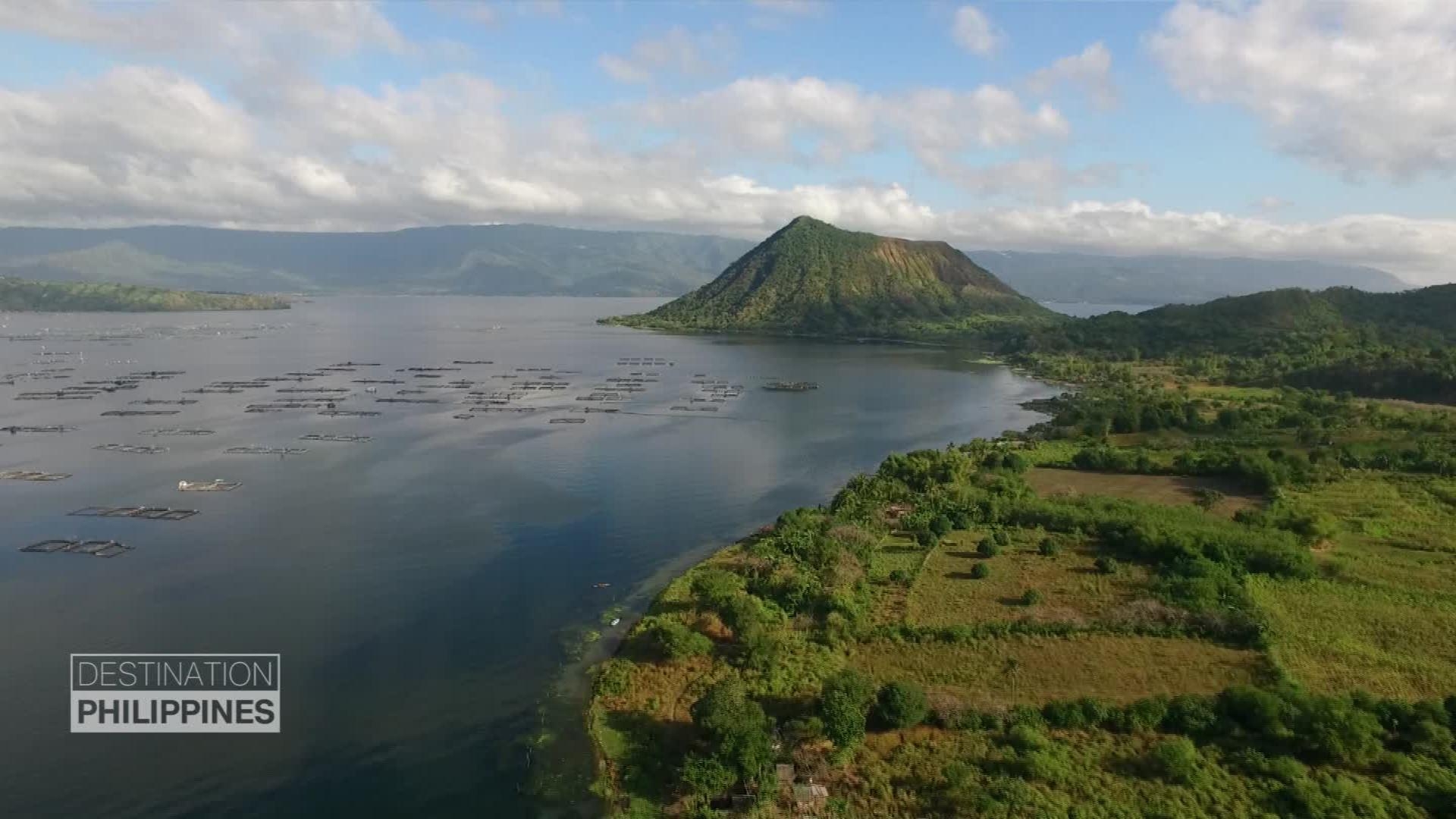 1920x1080 Taal Volcano in the Philippines: Danger, beauty - and golf!. CNN, Desktop