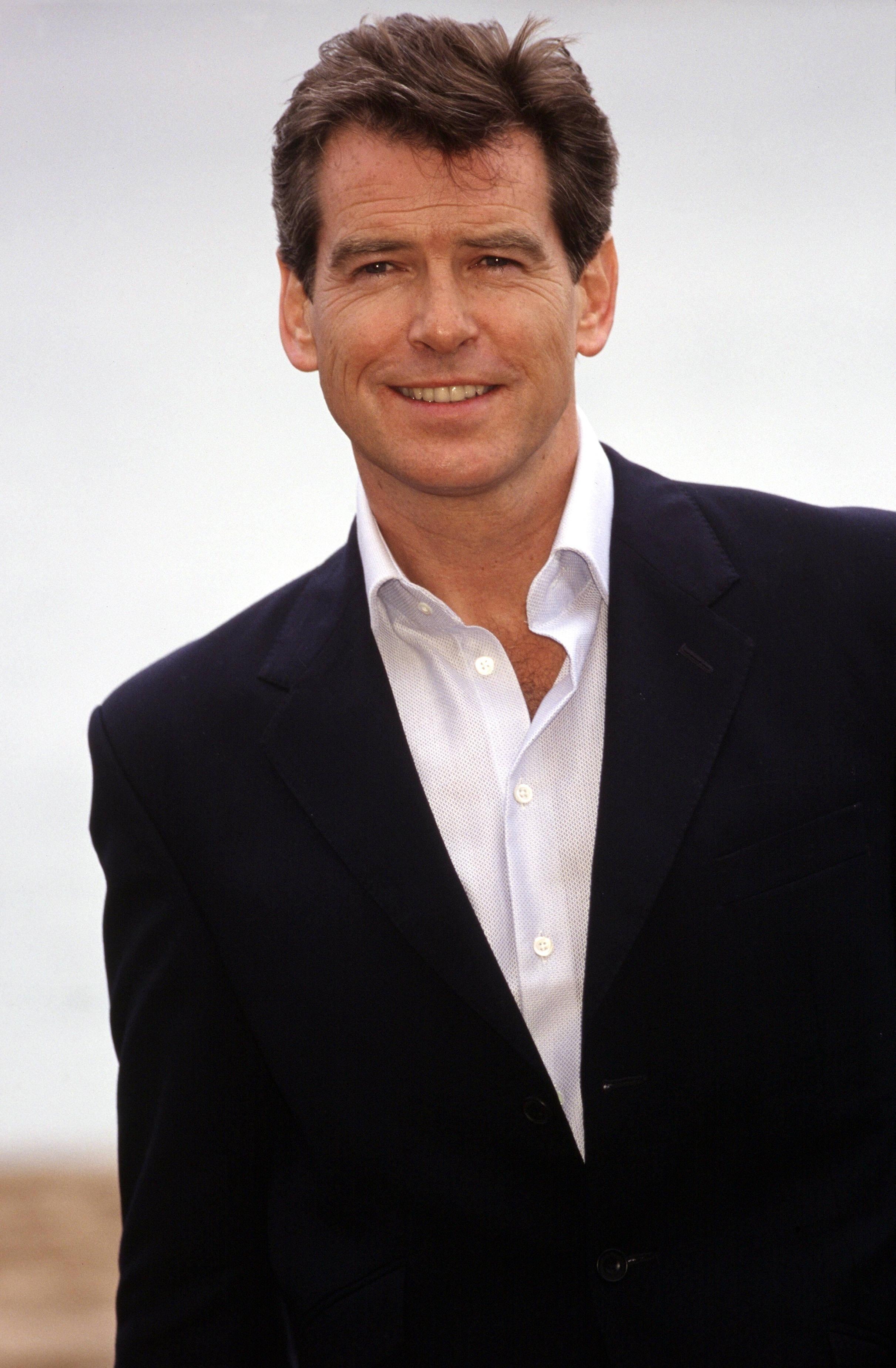 2430x3700 Most viewed Pierce Brosnan wallpaperK Wallpaper, Phone