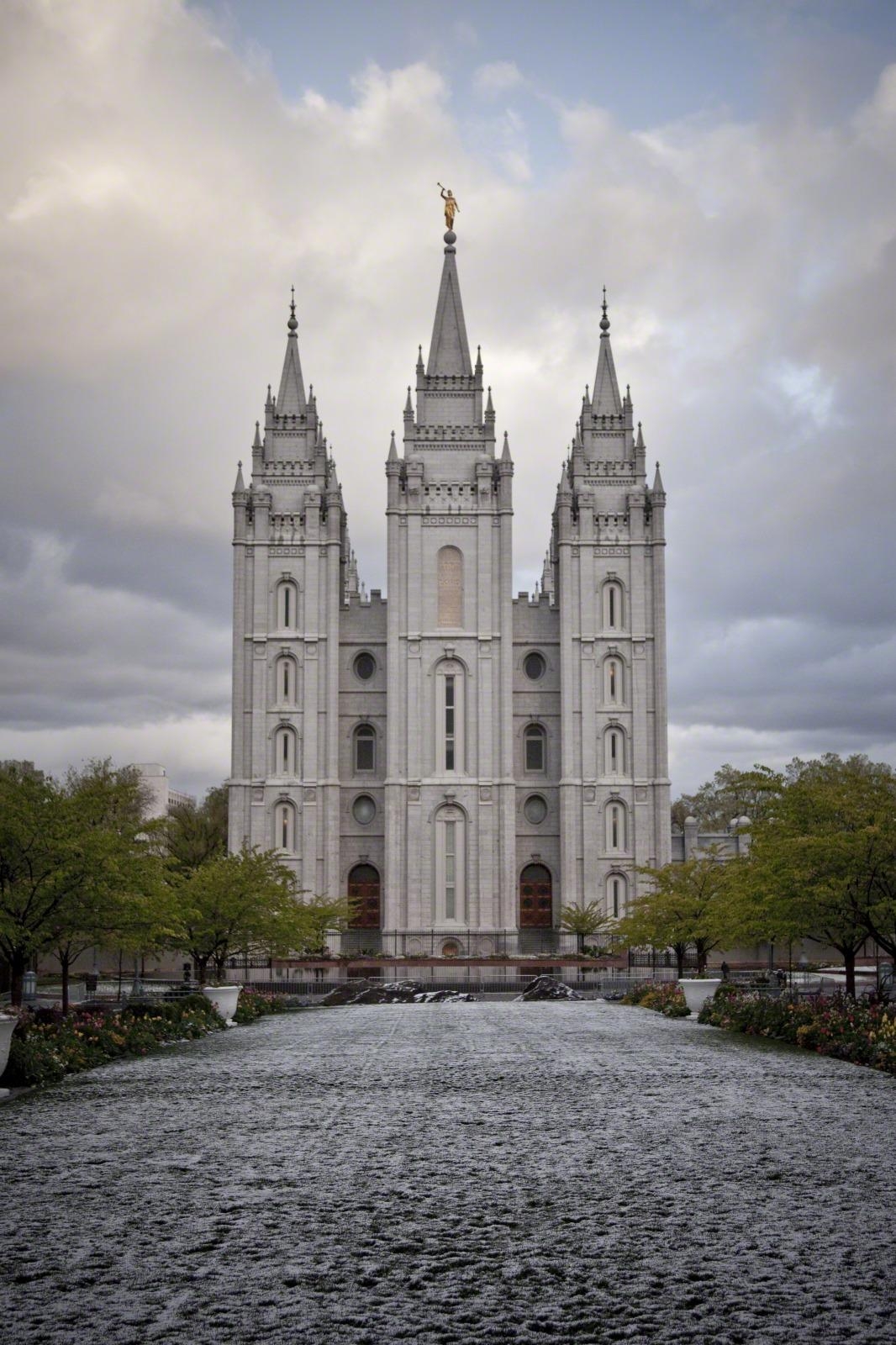 1070x1600 Lds Temple Wallpaper, Phone