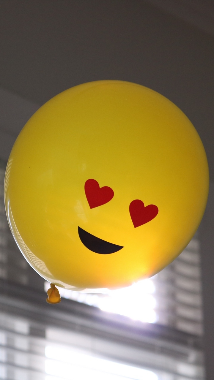 720x1280 Wallpaper Balloon, Smiley, Smile, Happiness, Love, Phone