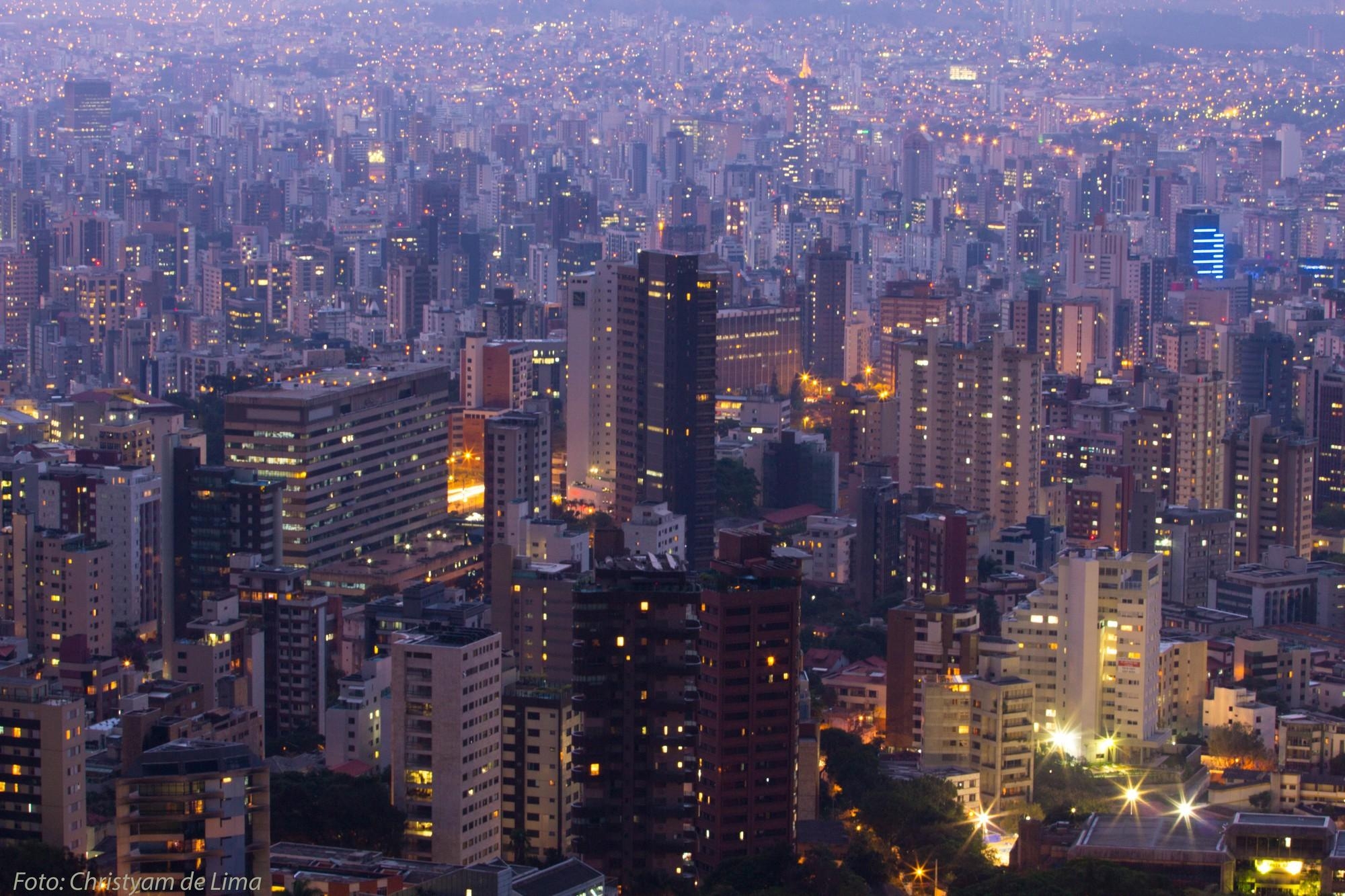 2000x1340 Elevation of Rua Potomaio, Branca, Belo Horizonte, Desktop