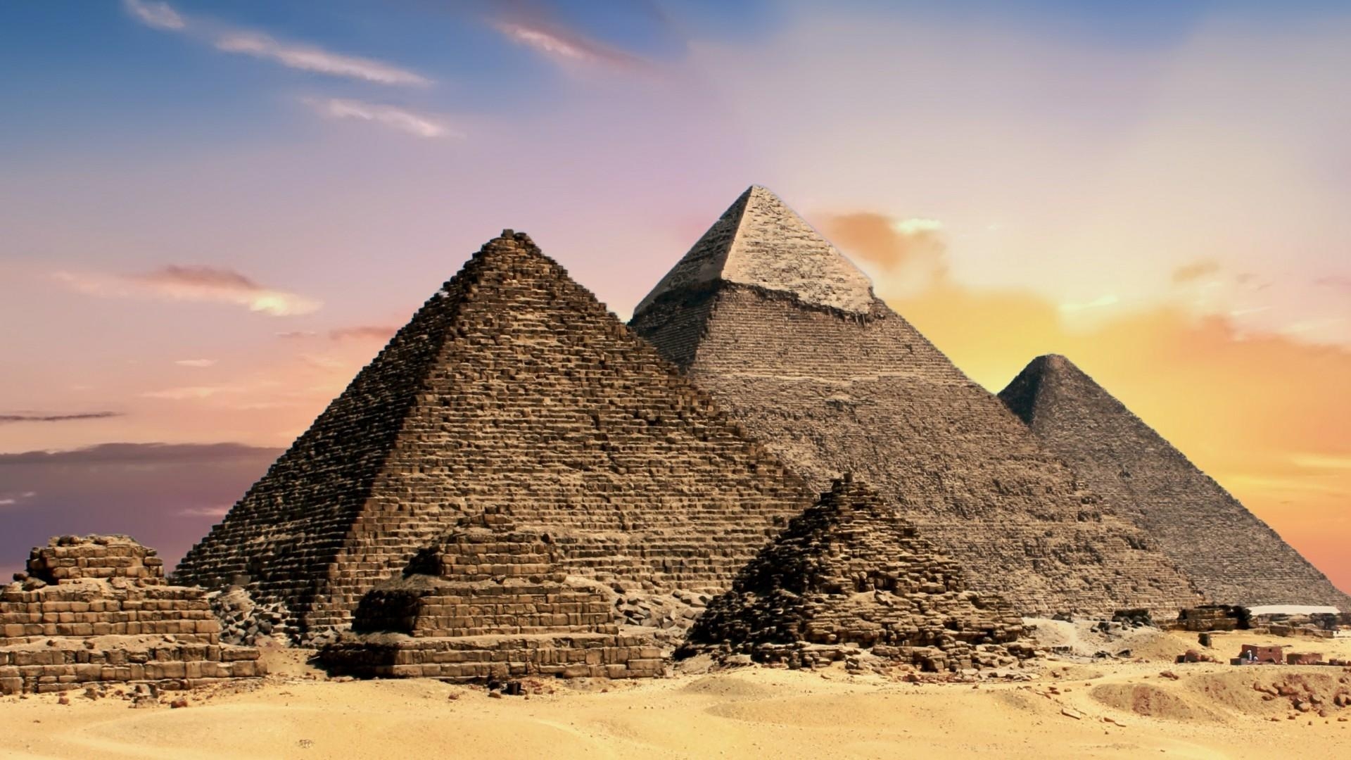 1920x1080 Giza Pyramids Wallpaper, Desktop