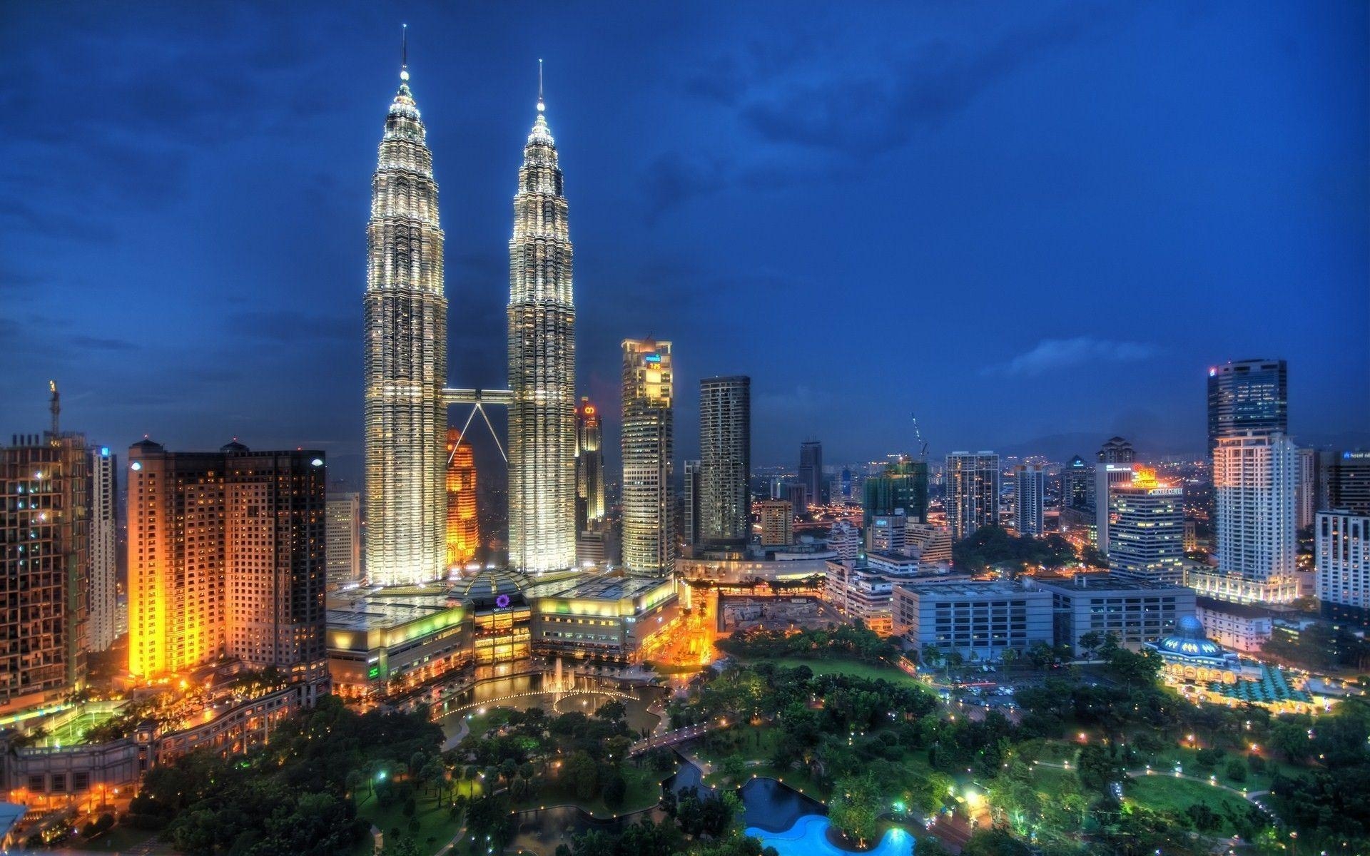 1920x1200 Petronas Towers widescreen wallpaper. Wide, Desktop