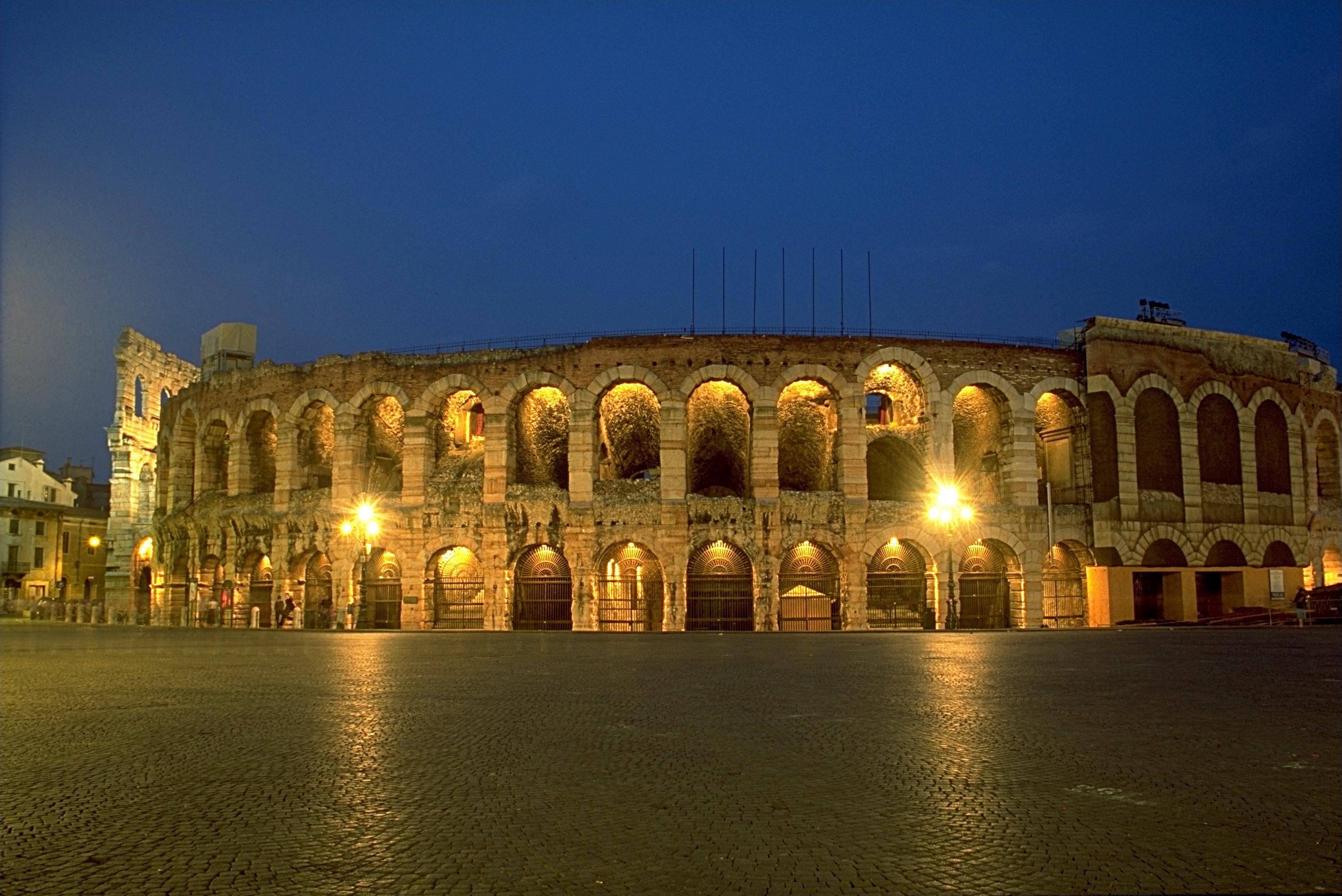 2980x1990 Verona Wallpaper 13 X 1988, Desktop