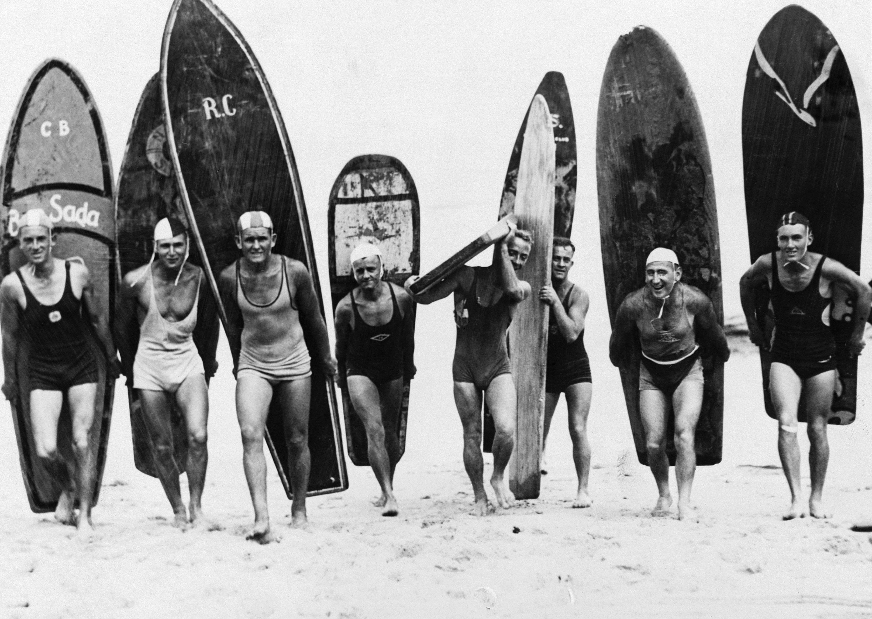 3000x2130 Vintage Surf Photo Black and White, Desktop