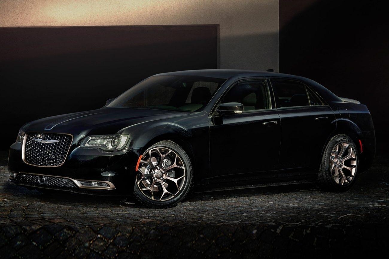 1300x870 Chrysler 300 Rear HD Wallpaper. New Autocar Release, Desktop