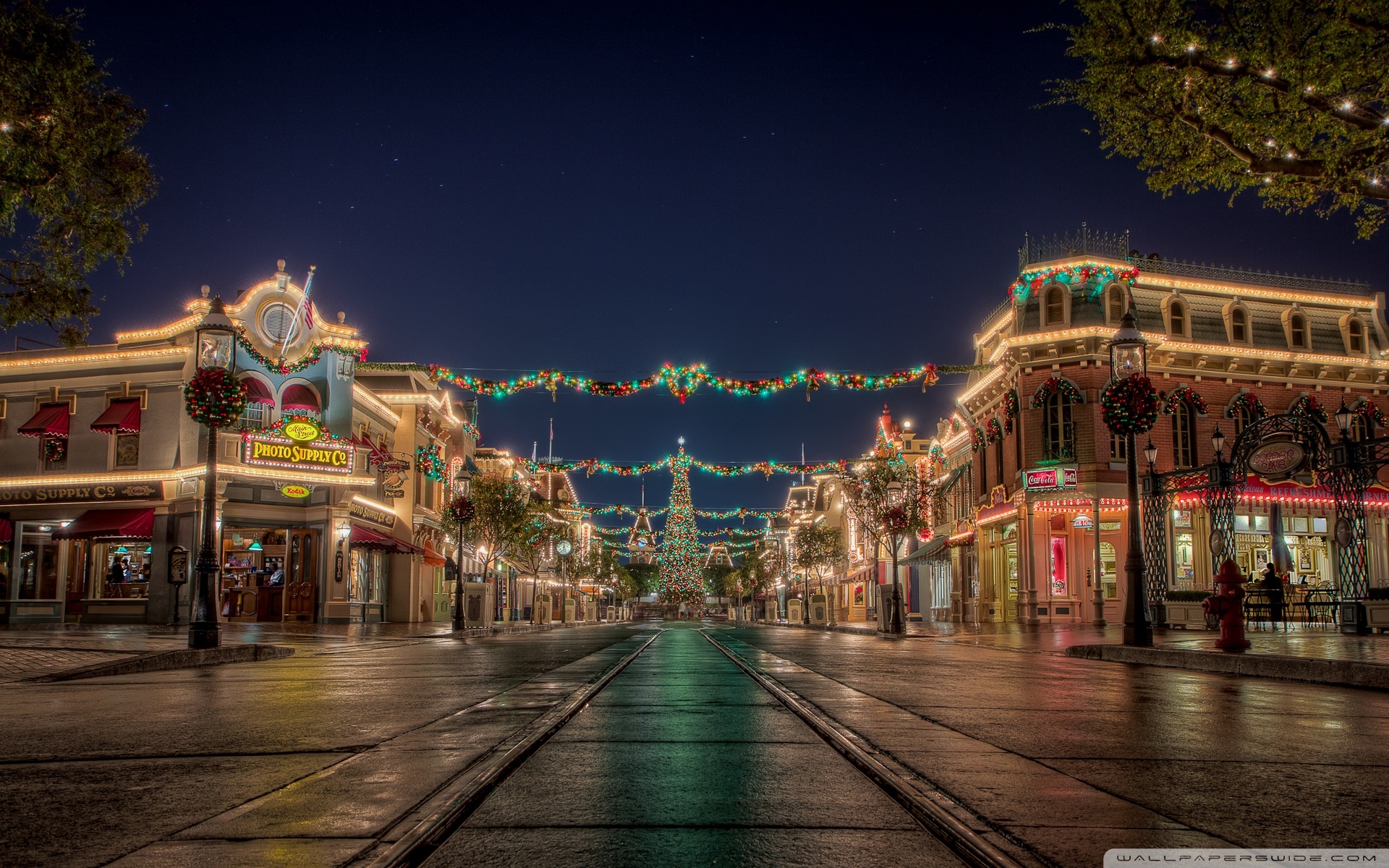 1920x1200 Christmas at Disneyland ❤ 4K HD Desktop Wallpaper for 4K, Desktop