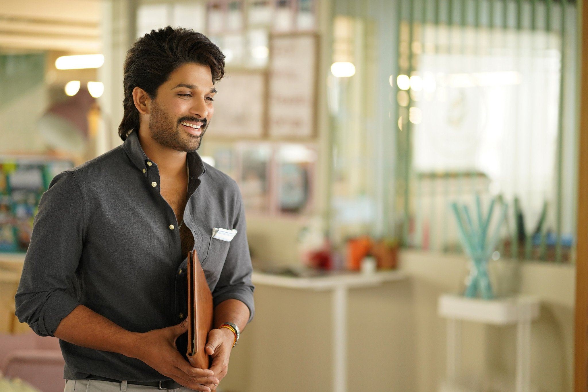 2050x1370 Allu Arjun Latest New HD Stylish Photo, Image HD Latest Photo, Desktop