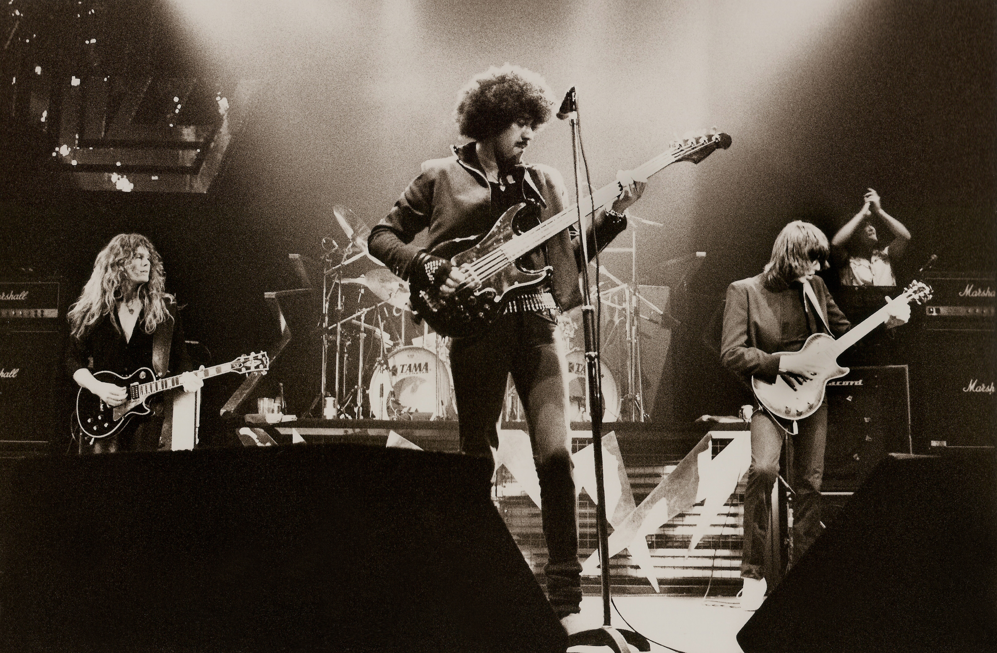 3240x2120 Thin Lizzy. Irish Rock n' Roll Museum Experience, Desktop